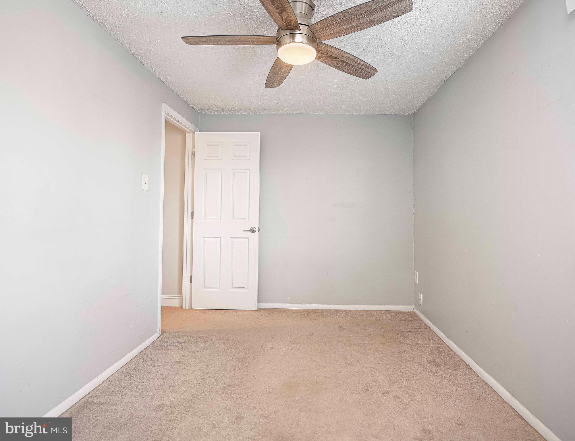 LAUREL VALLEY - Residential