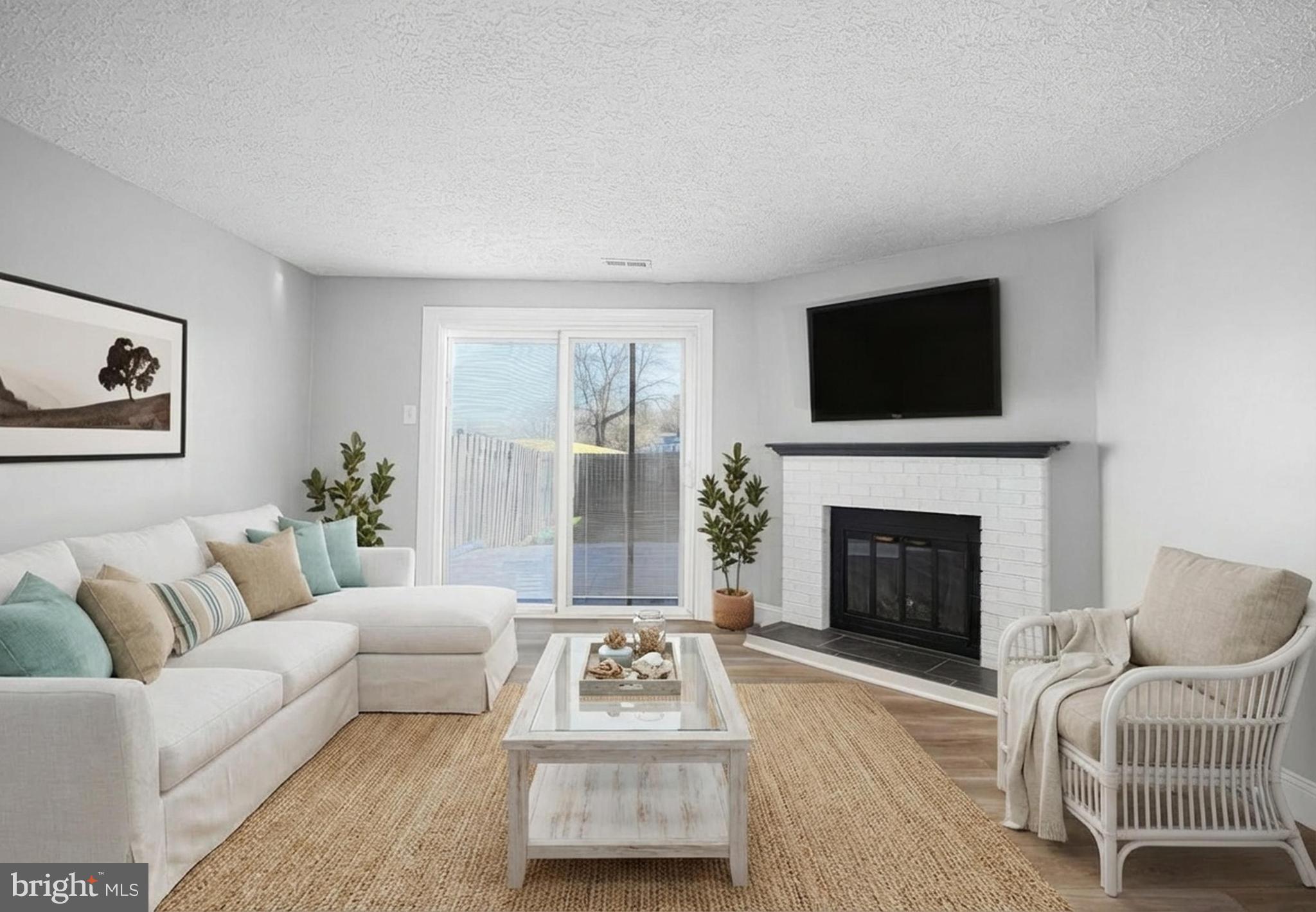 LAUREL VALLEY - Residential