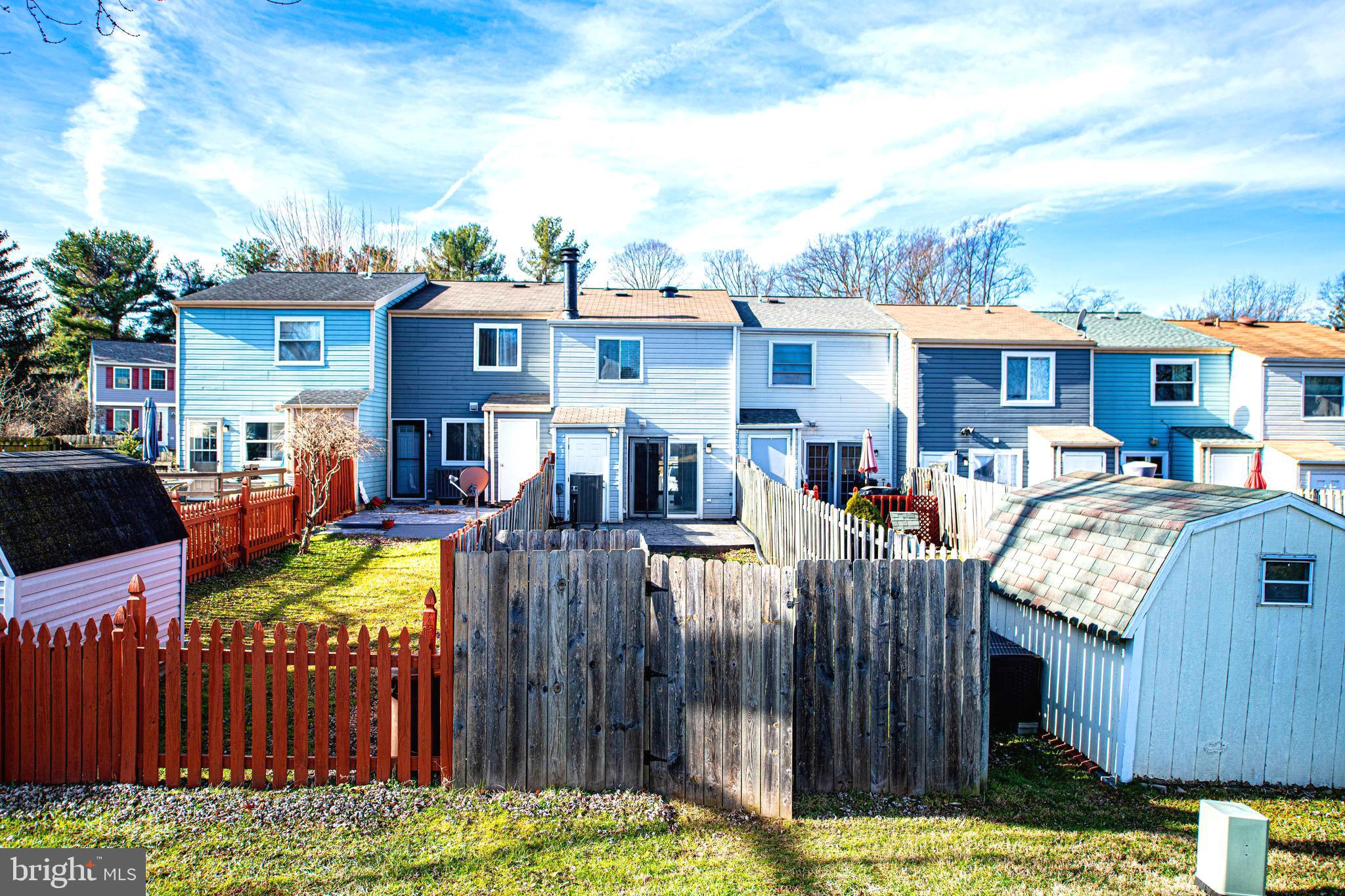 LAUREL VALLEY - Residential