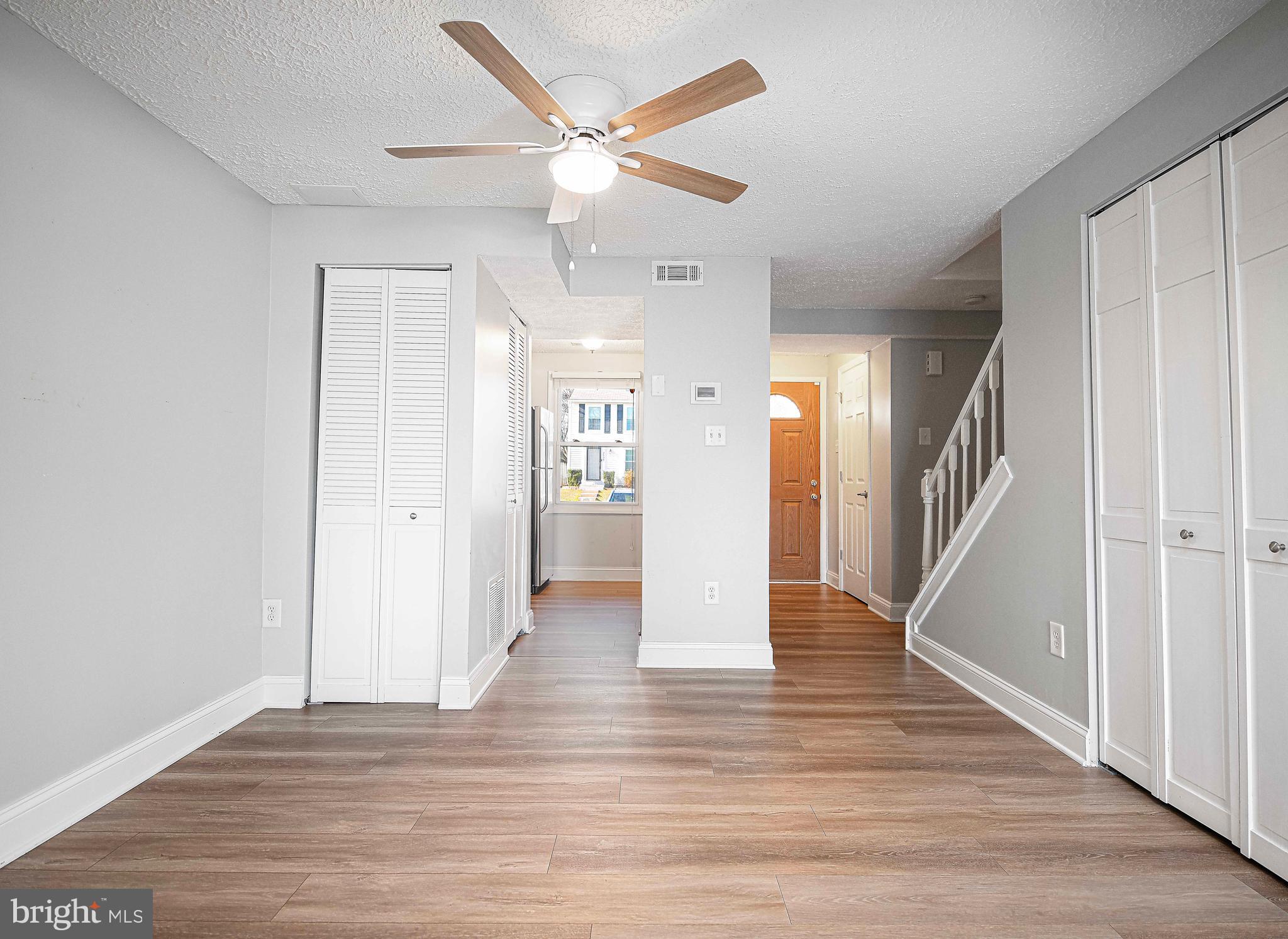 LAUREL VALLEY - Residential