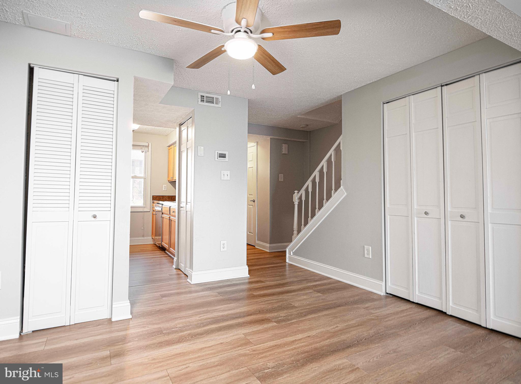 LAUREL VALLEY - Residential