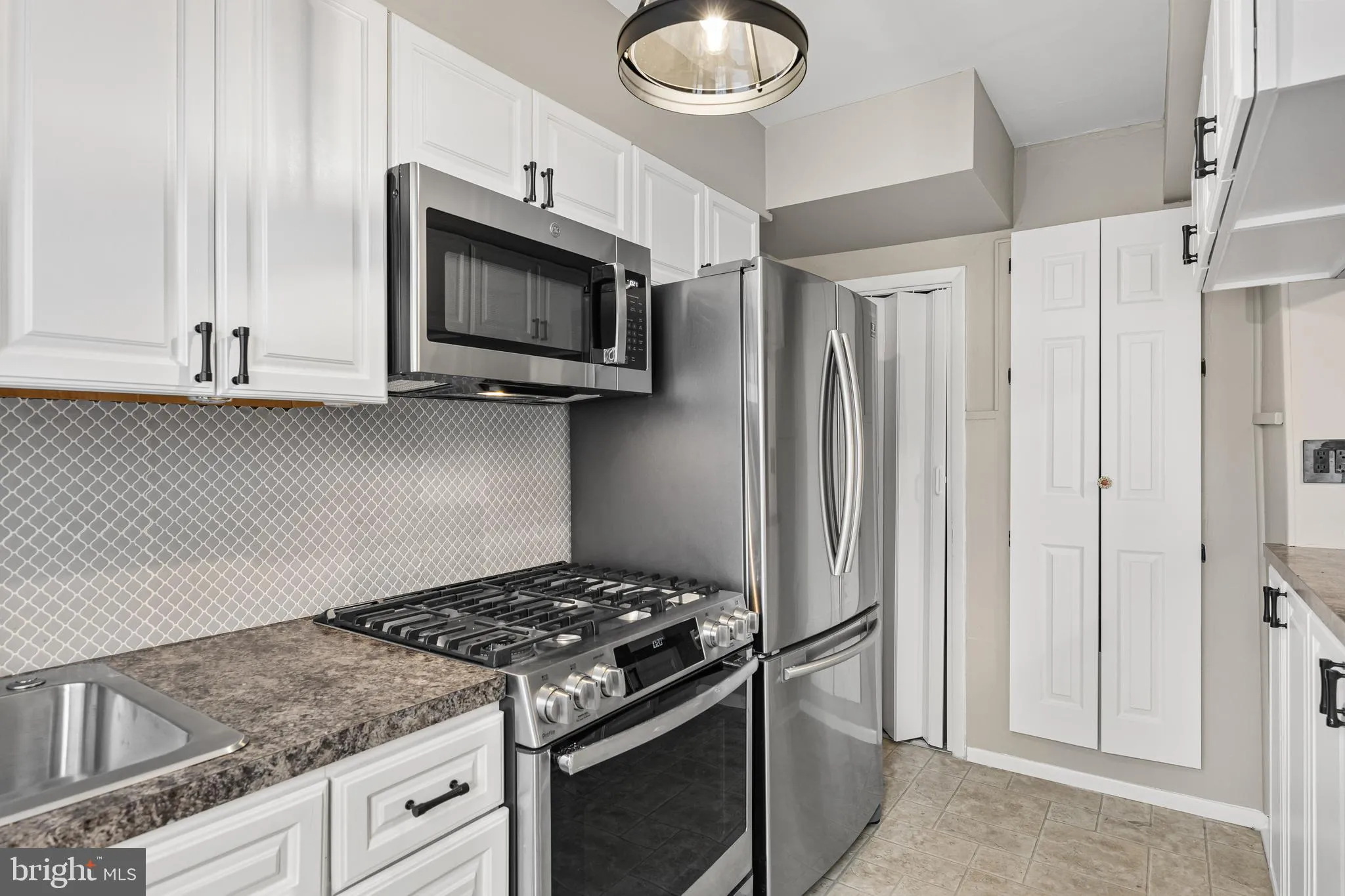 Philadelphia, Pennsylvania 19148, United States, 3 Bedrooms Bedrooms, ,1 BathroomBathrooms,Residential,Active,102975