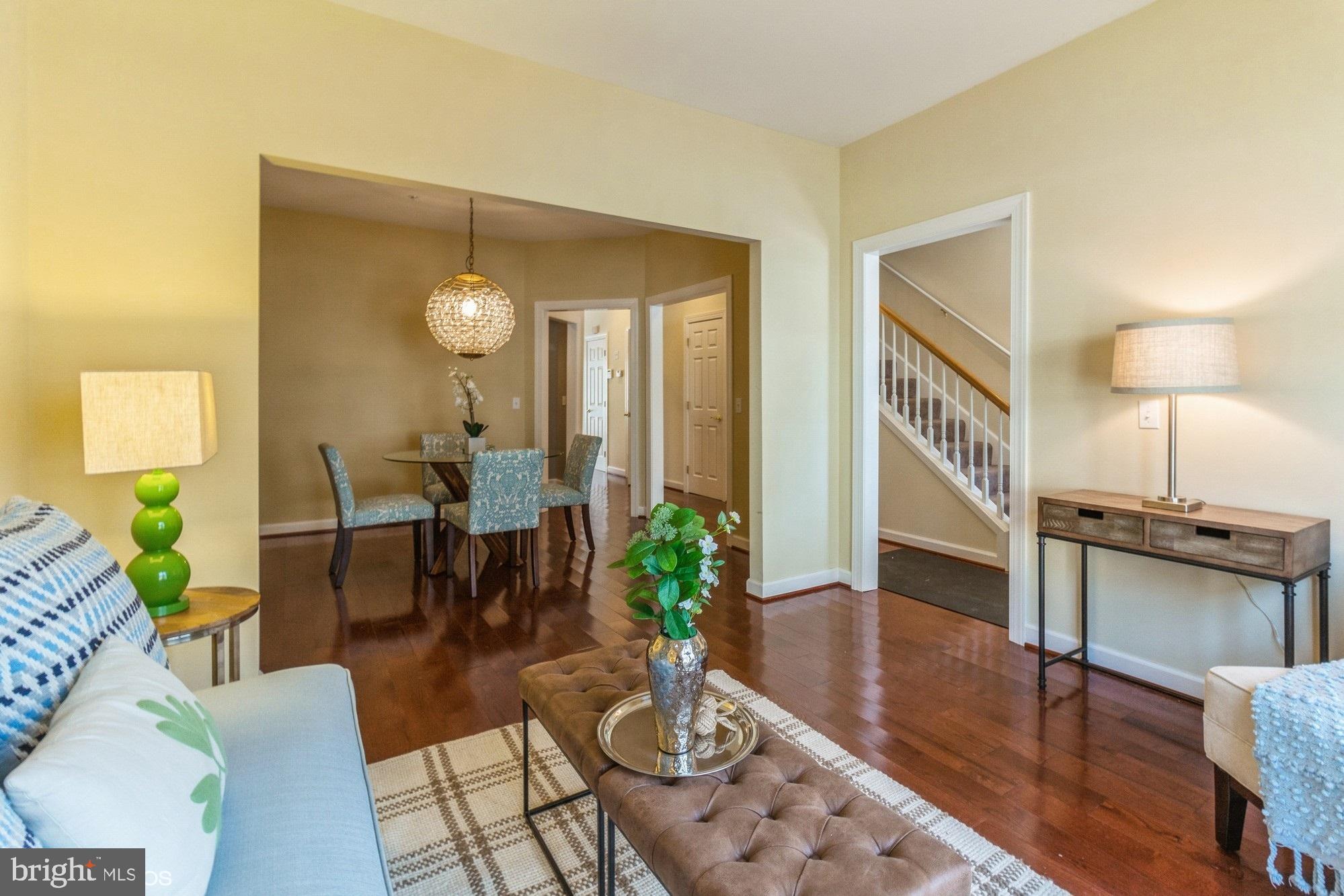 EASTON CLUB - Residential