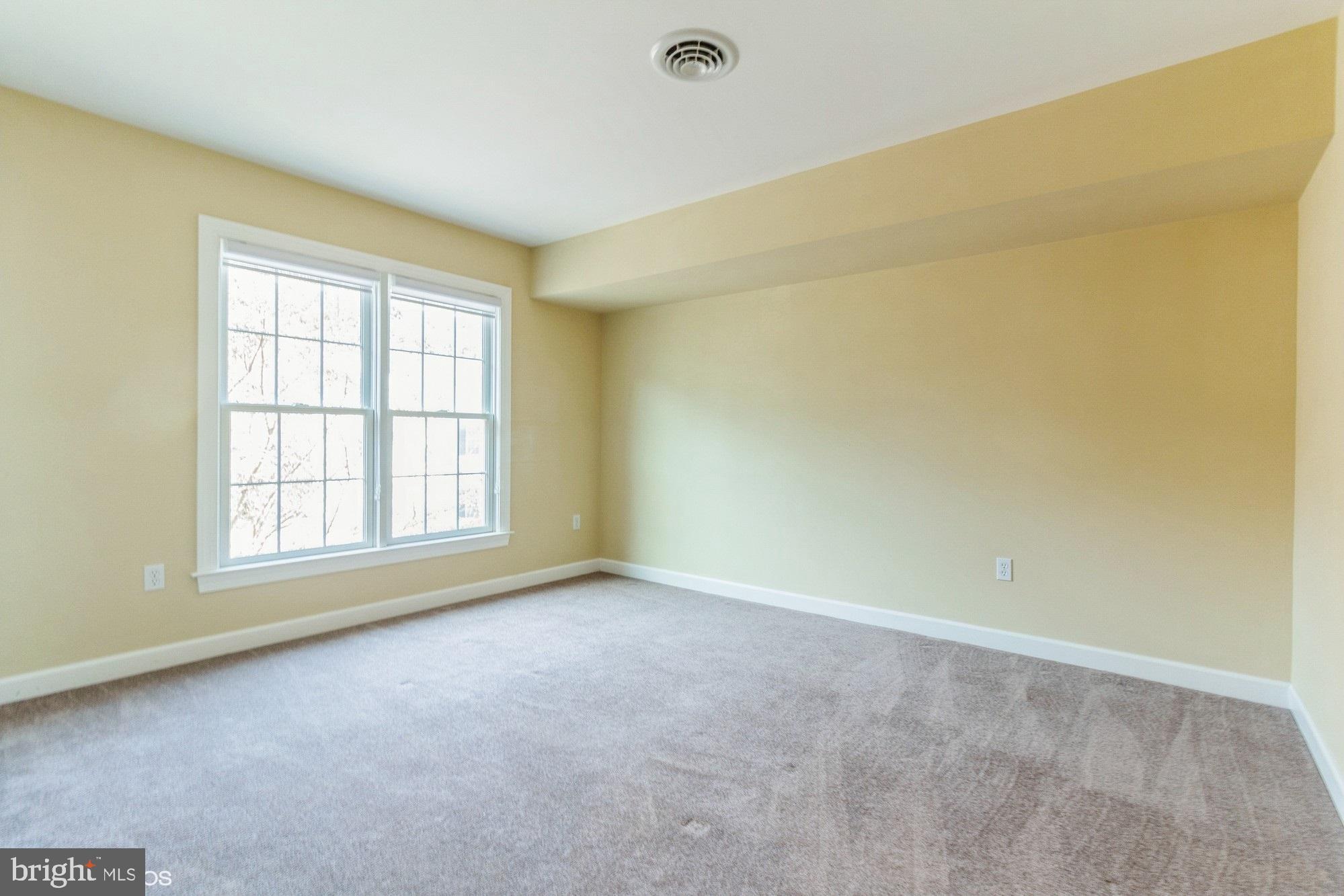 EASTON CLUB - Residential