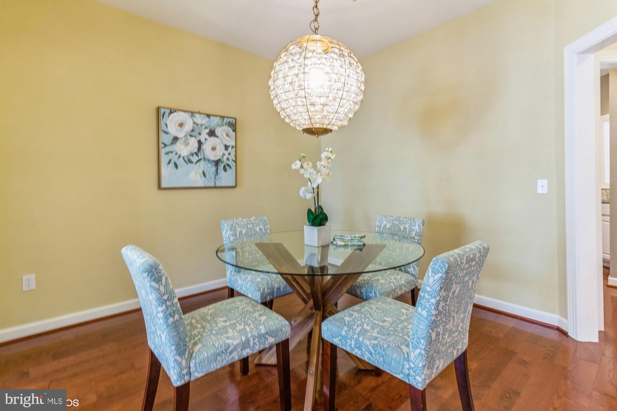 EASTON CLUB - Residential