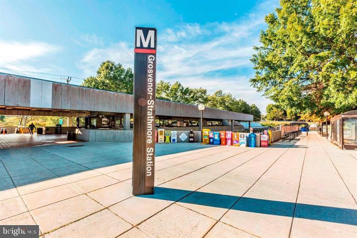 GROSVENOR PARK - Residential Lease