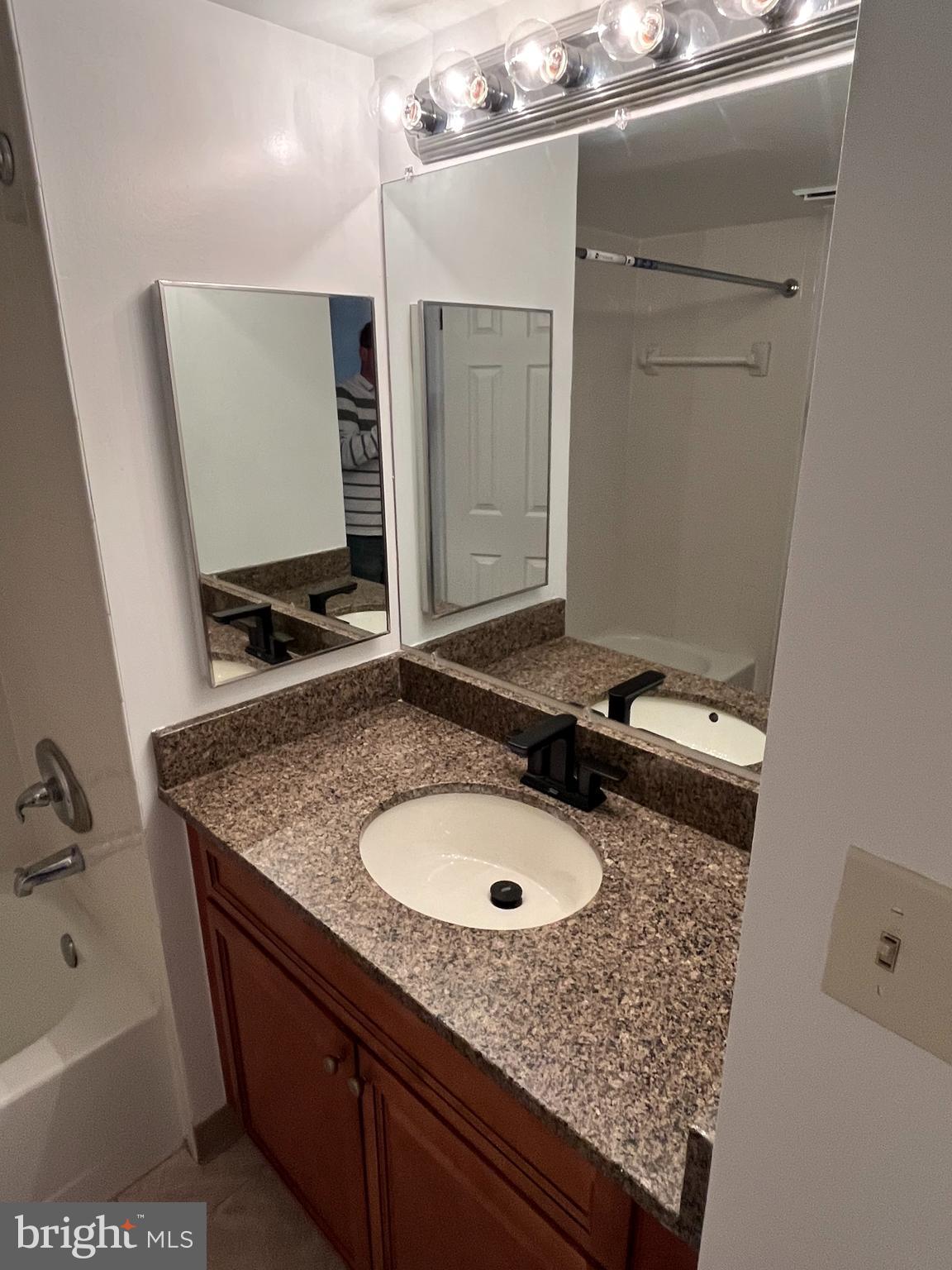 GROSVENOR PARK - Residential Lease