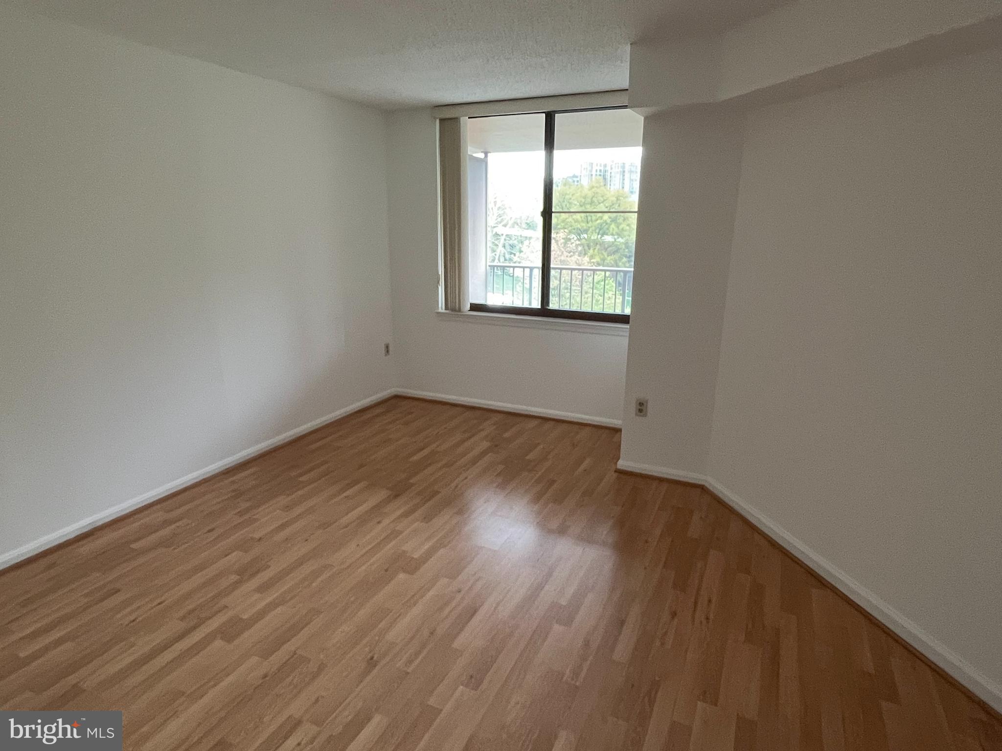 GROSVENOR PARK - Residential Lease