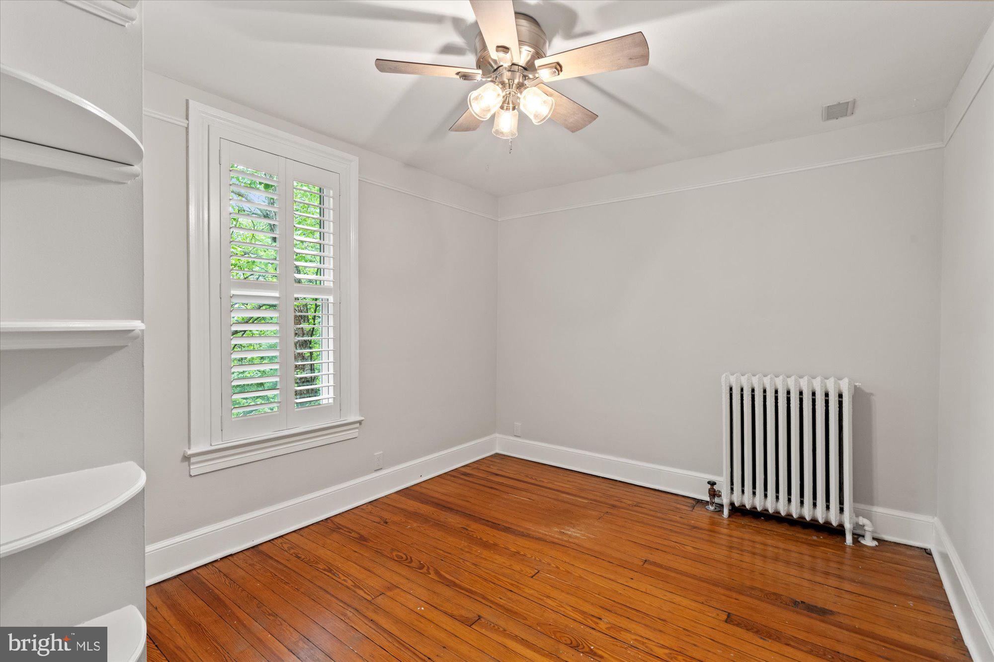 BERKSHIRE OAKWOOD - Residential