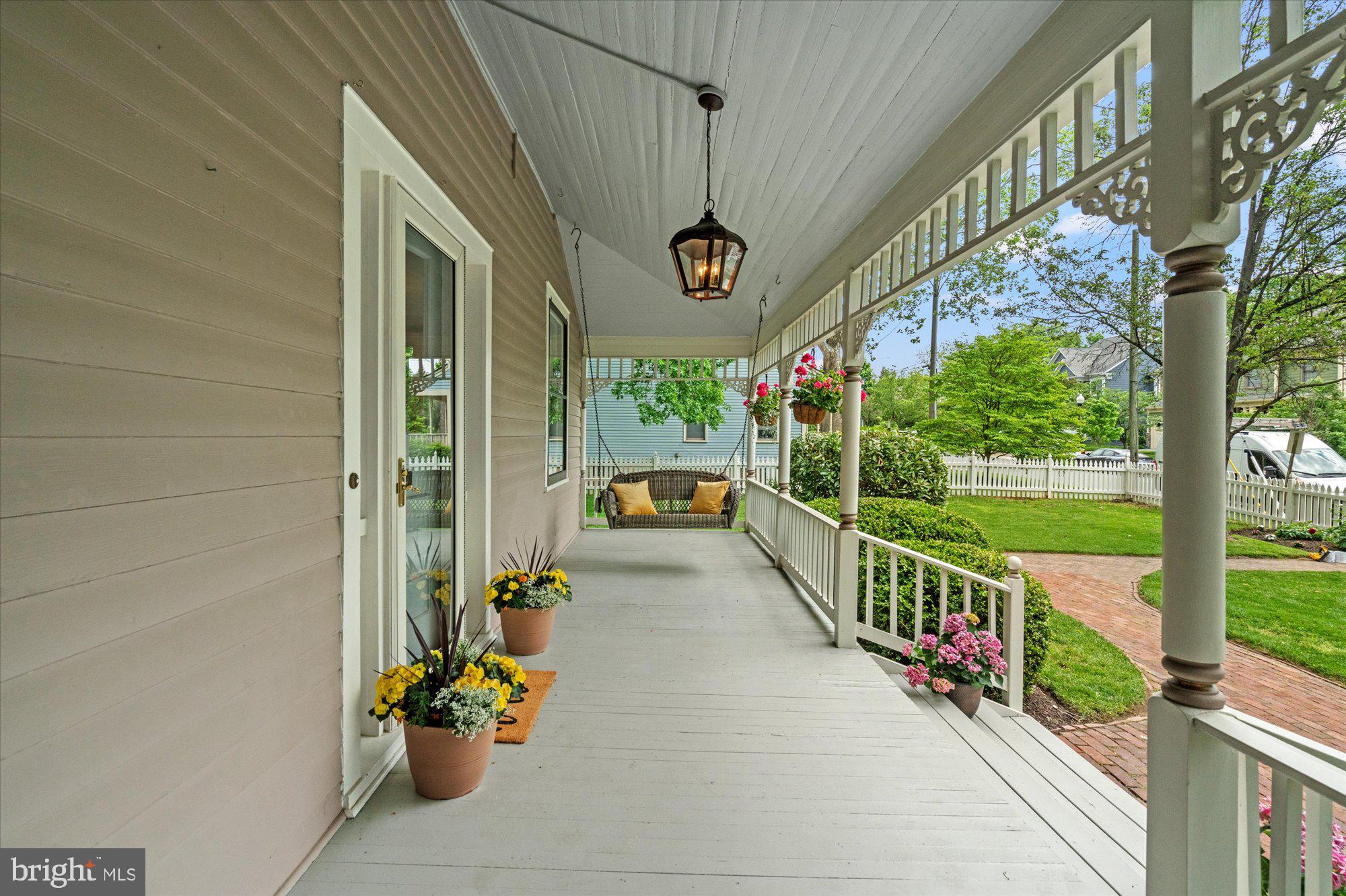 BERKSHIRE OAKWOOD - Residential