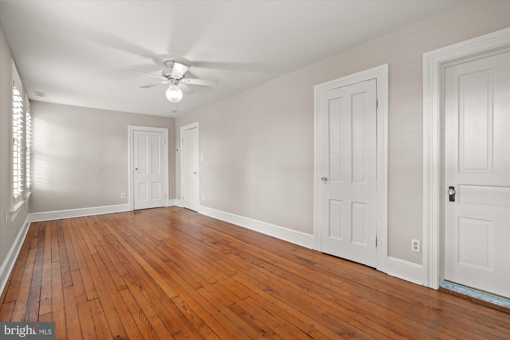 BERKSHIRE OAKWOOD - Residential