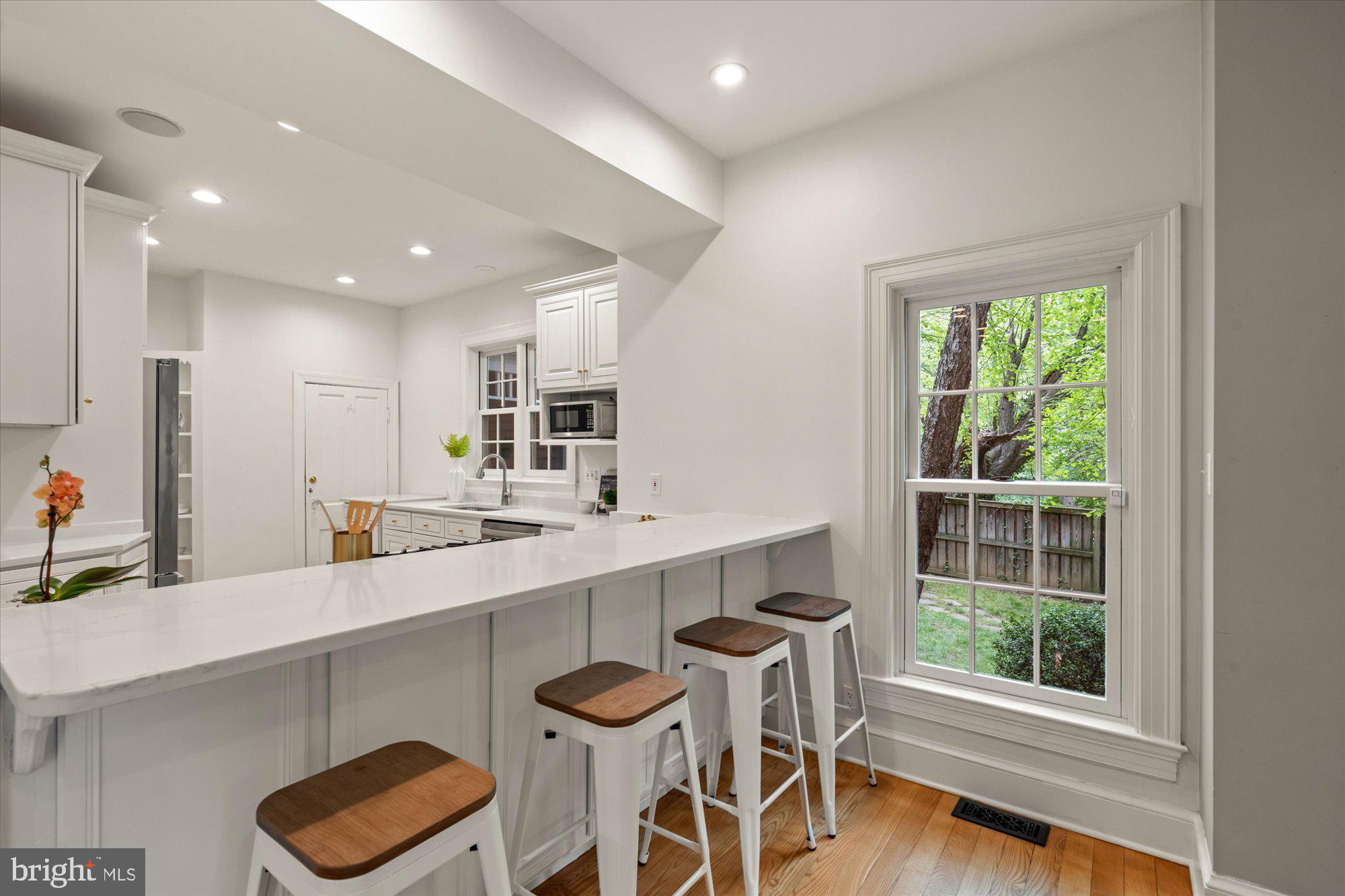 BERKSHIRE OAKWOOD - Residential