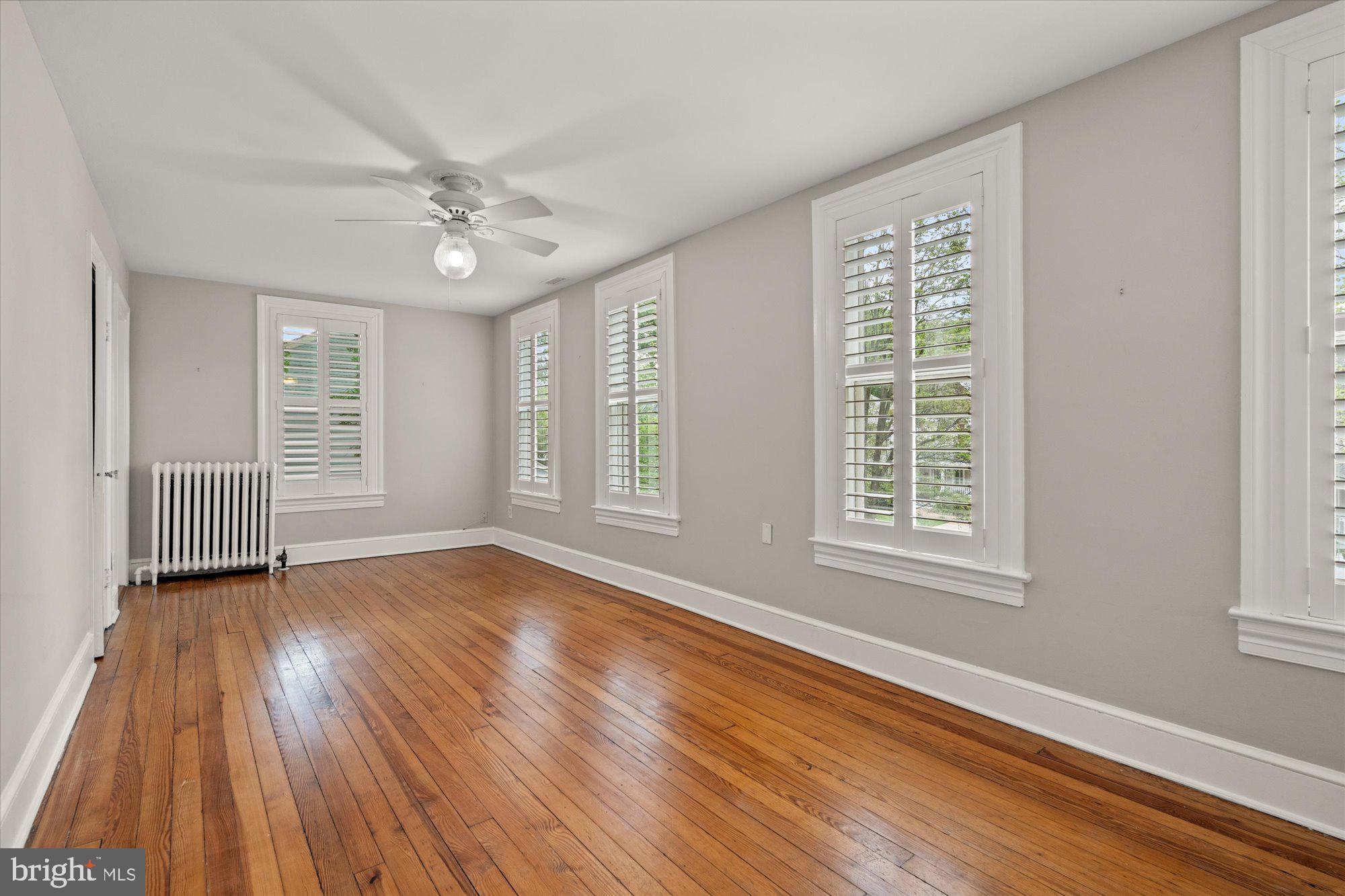 BERKSHIRE OAKWOOD - Residential