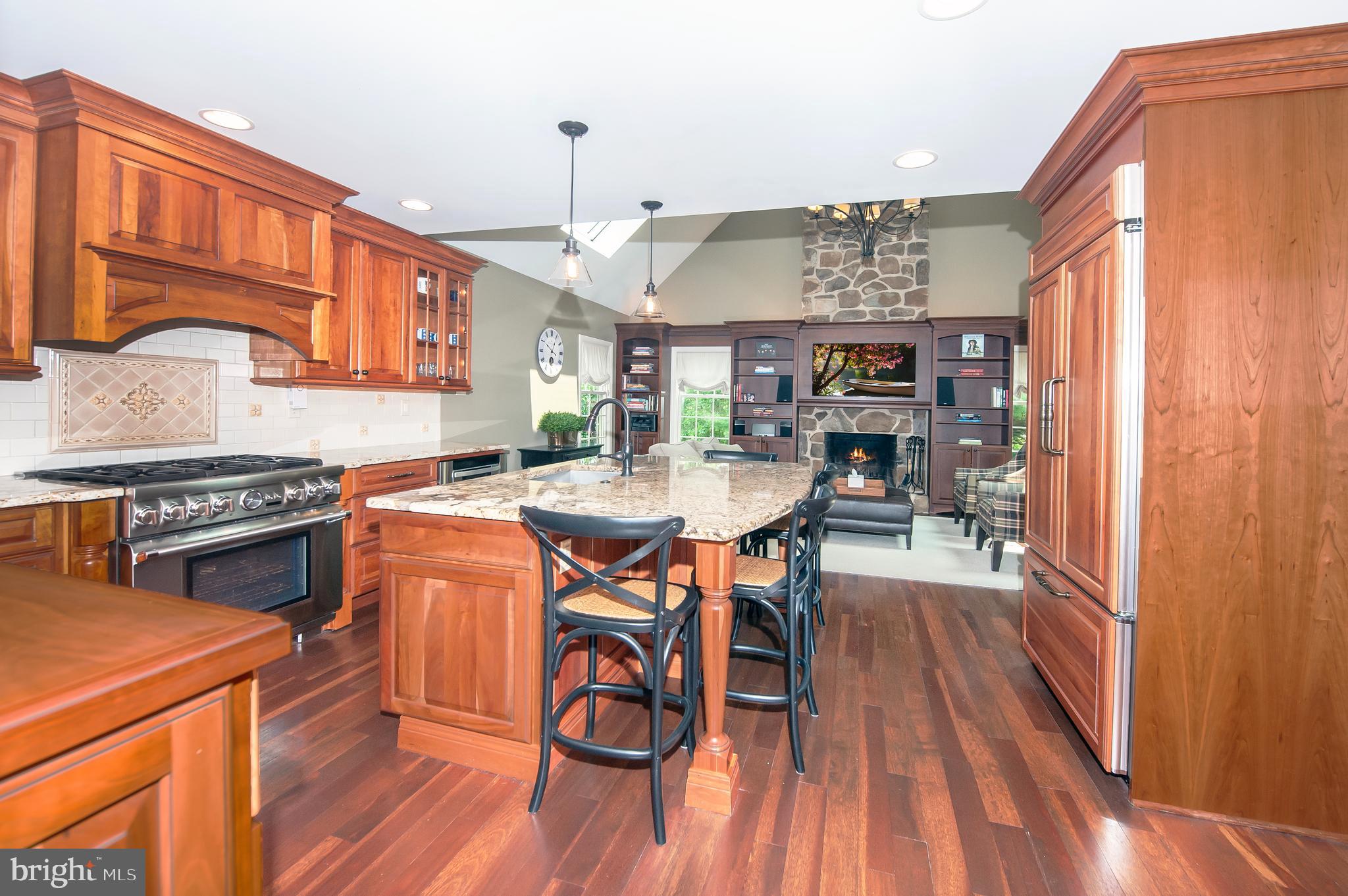 FOX CHAPEL - Residential