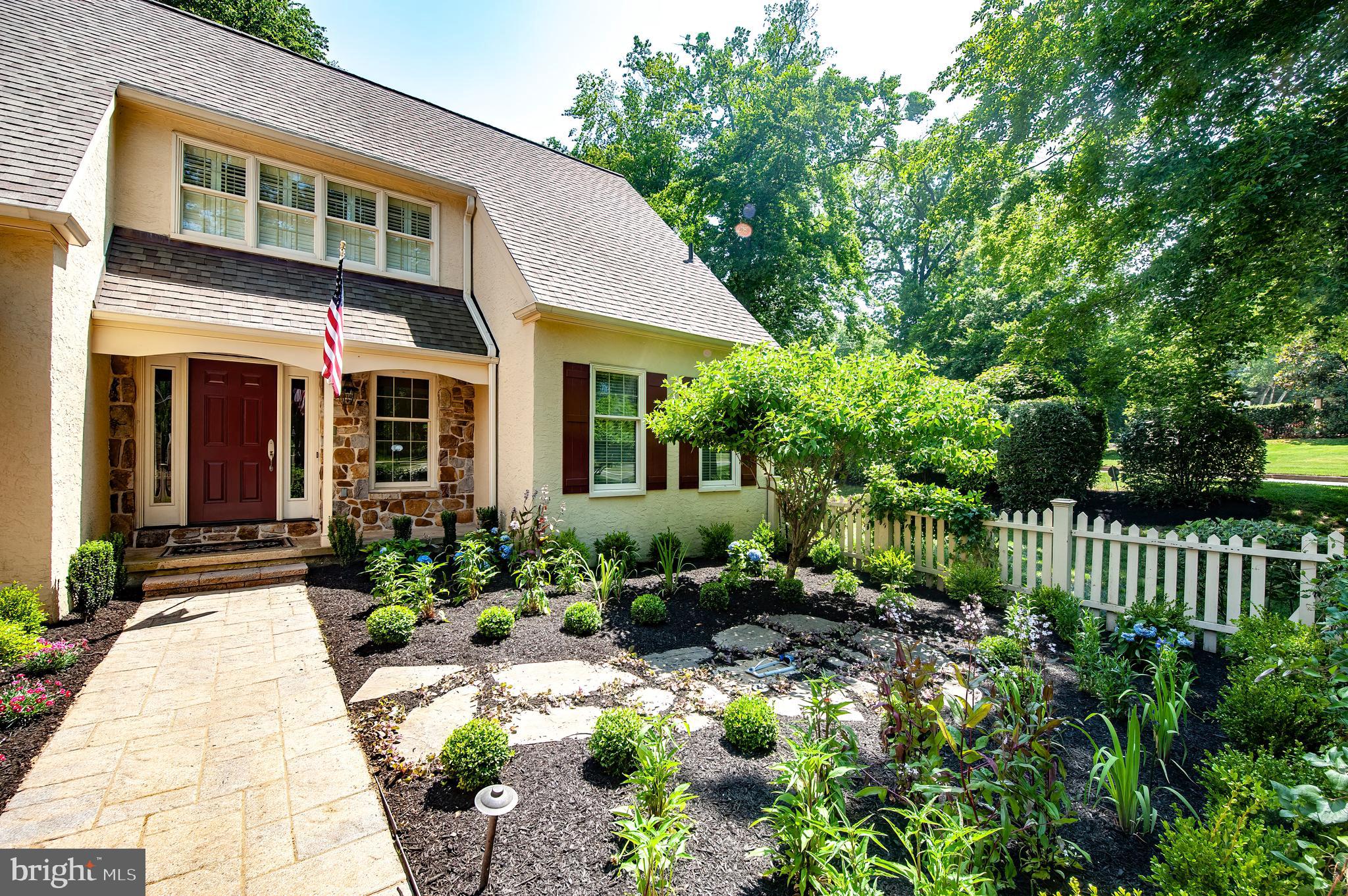 FOX CHAPEL - Residential