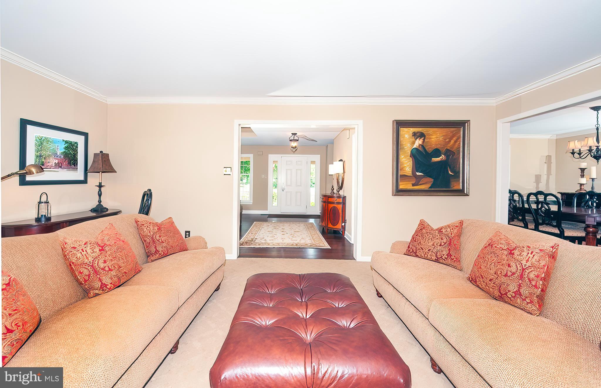 FOX CHAPEL - Residential