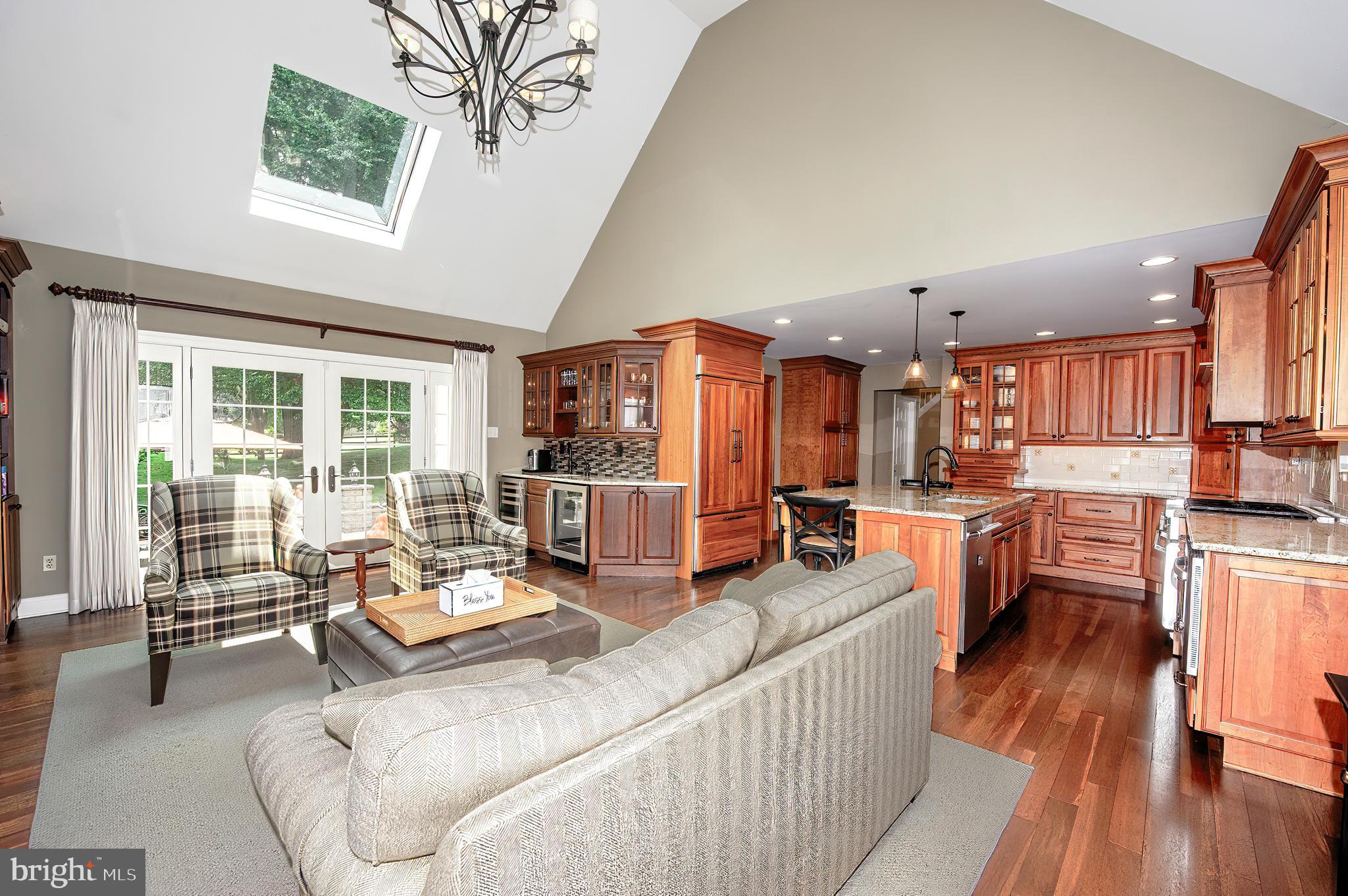 FOX CHAPEL - Residential