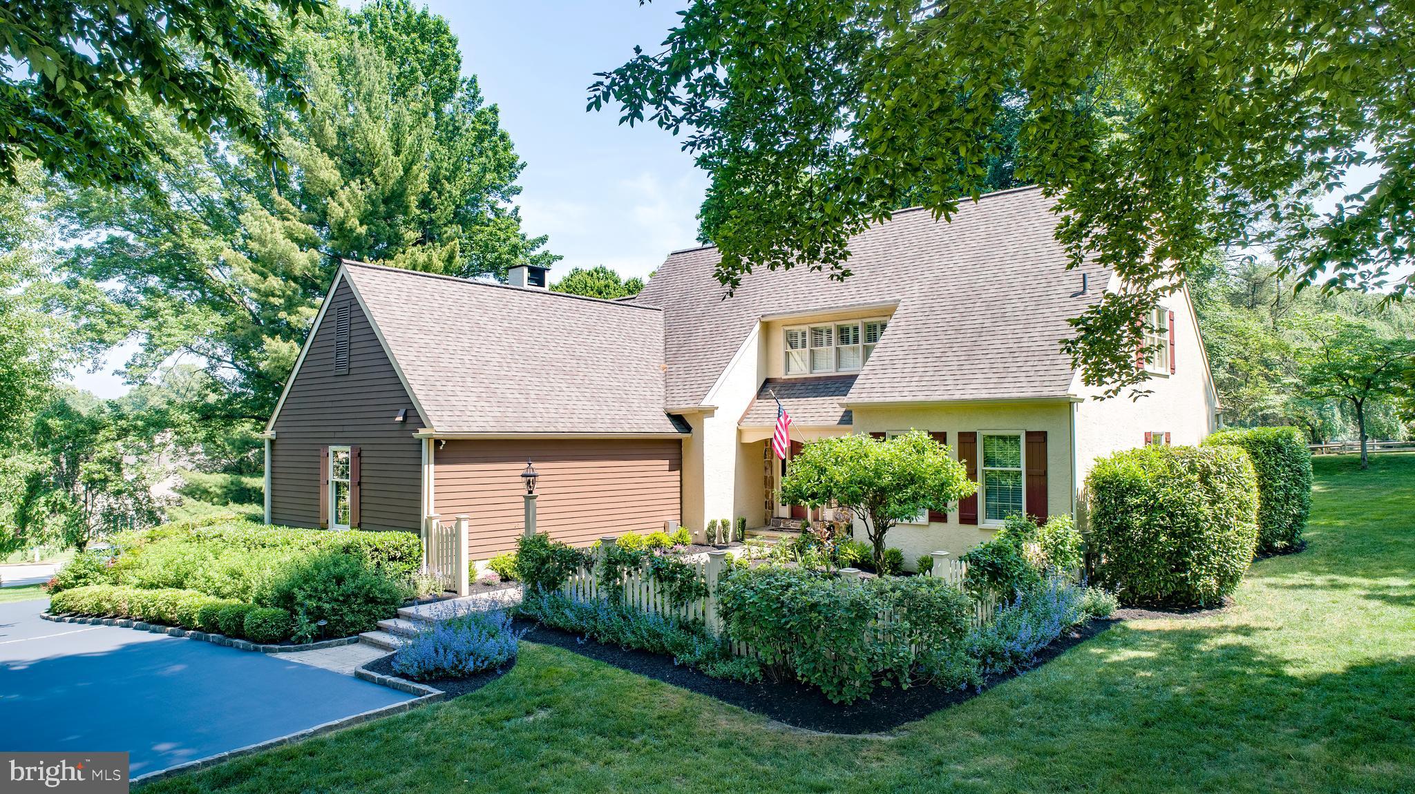 FOX CHAPEL - Residential