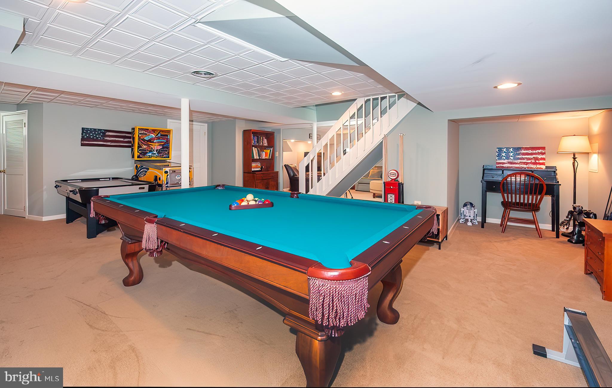 FOX CHAPEL - Residential