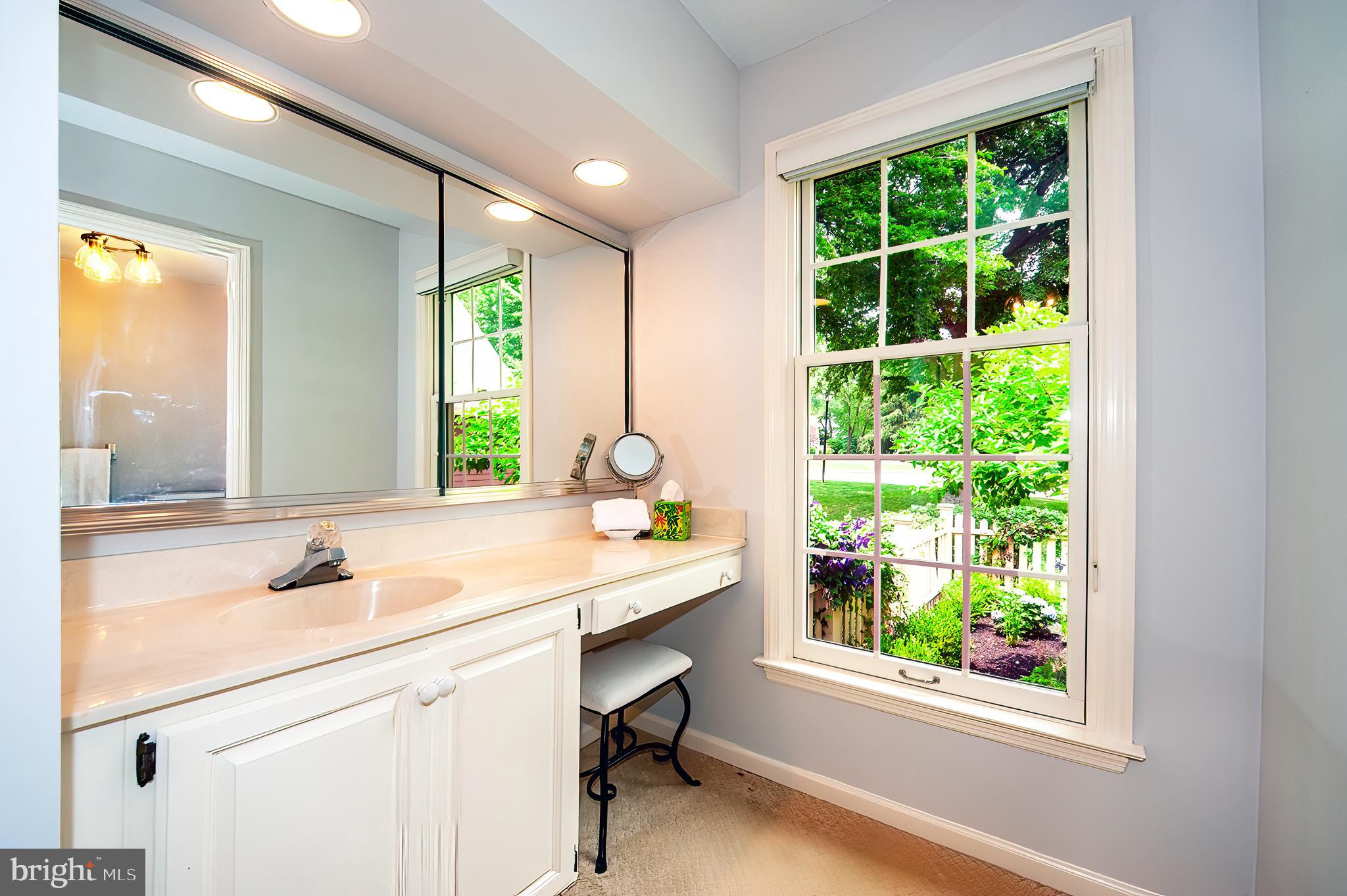 FOX CHAPEL - Residential