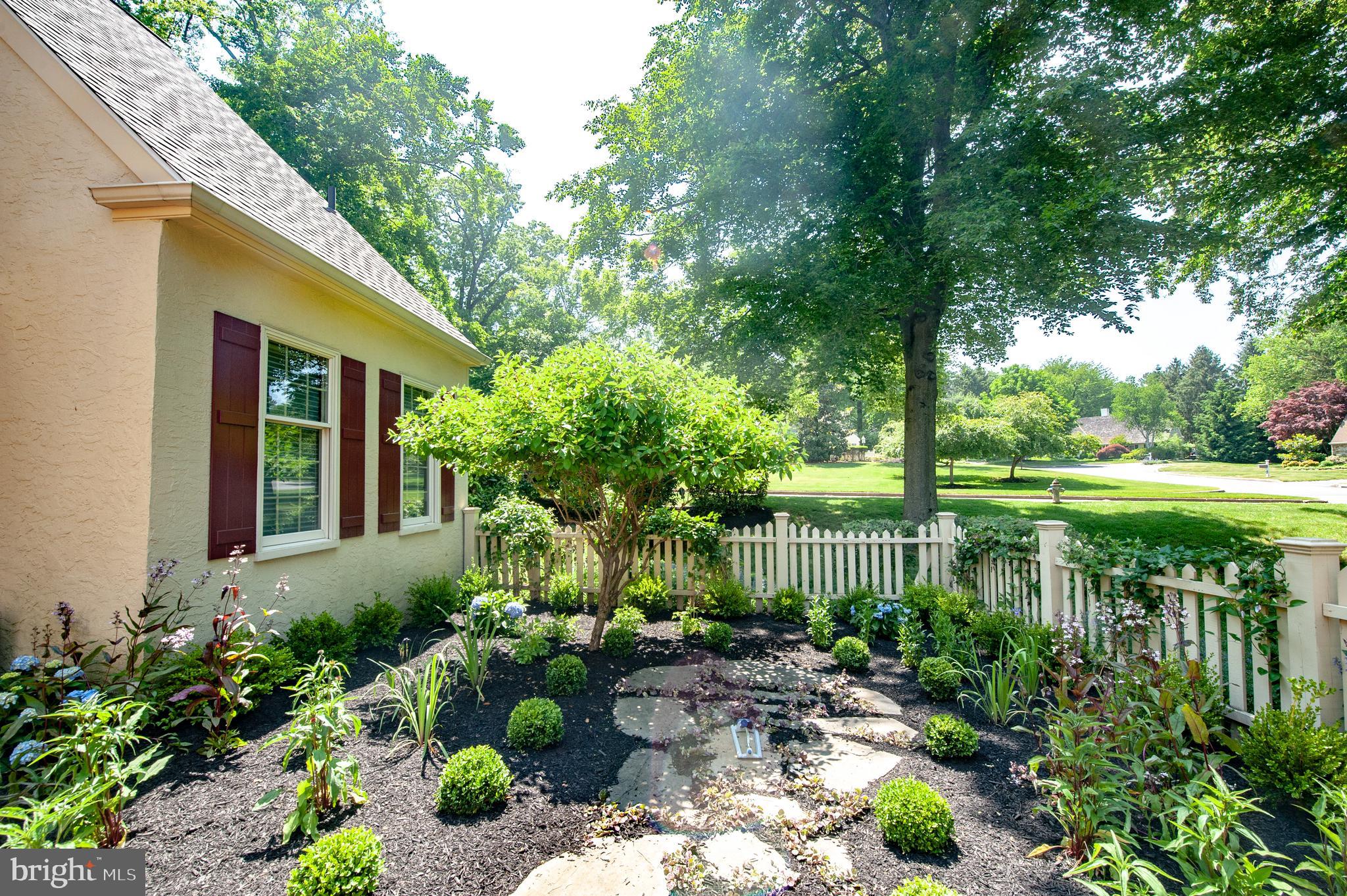 FOX CHAPEL - Residential