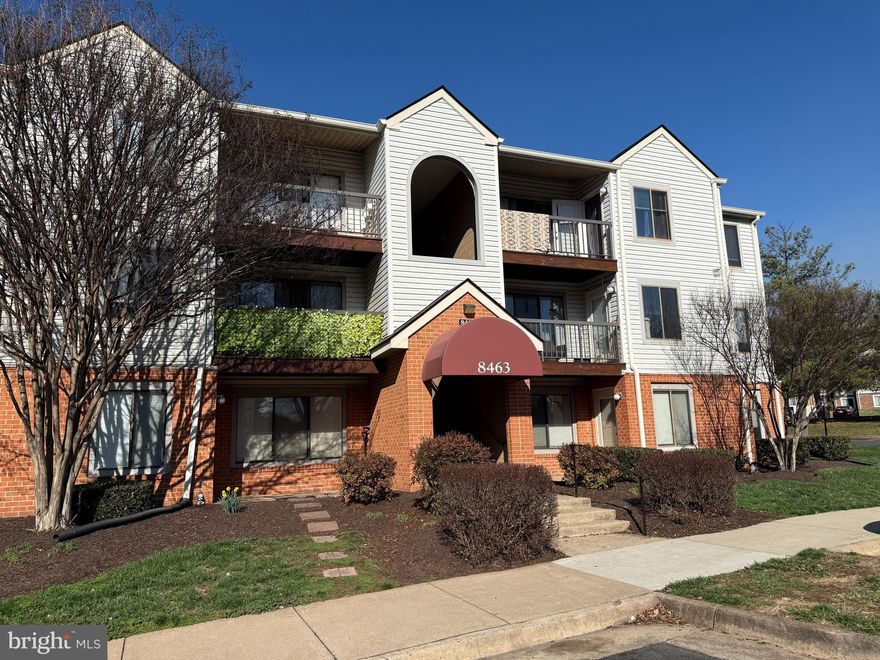 Great investment opportunity in Battery Heights! This 1 bedroom, 1 full bath condo offers strong potential for investors or buyers looking to renovate and build equity. Unit needs TLC and is being sold as- is. Convenient location close to Old Town Manassas, shopping, dining, commuter routes and VRE.