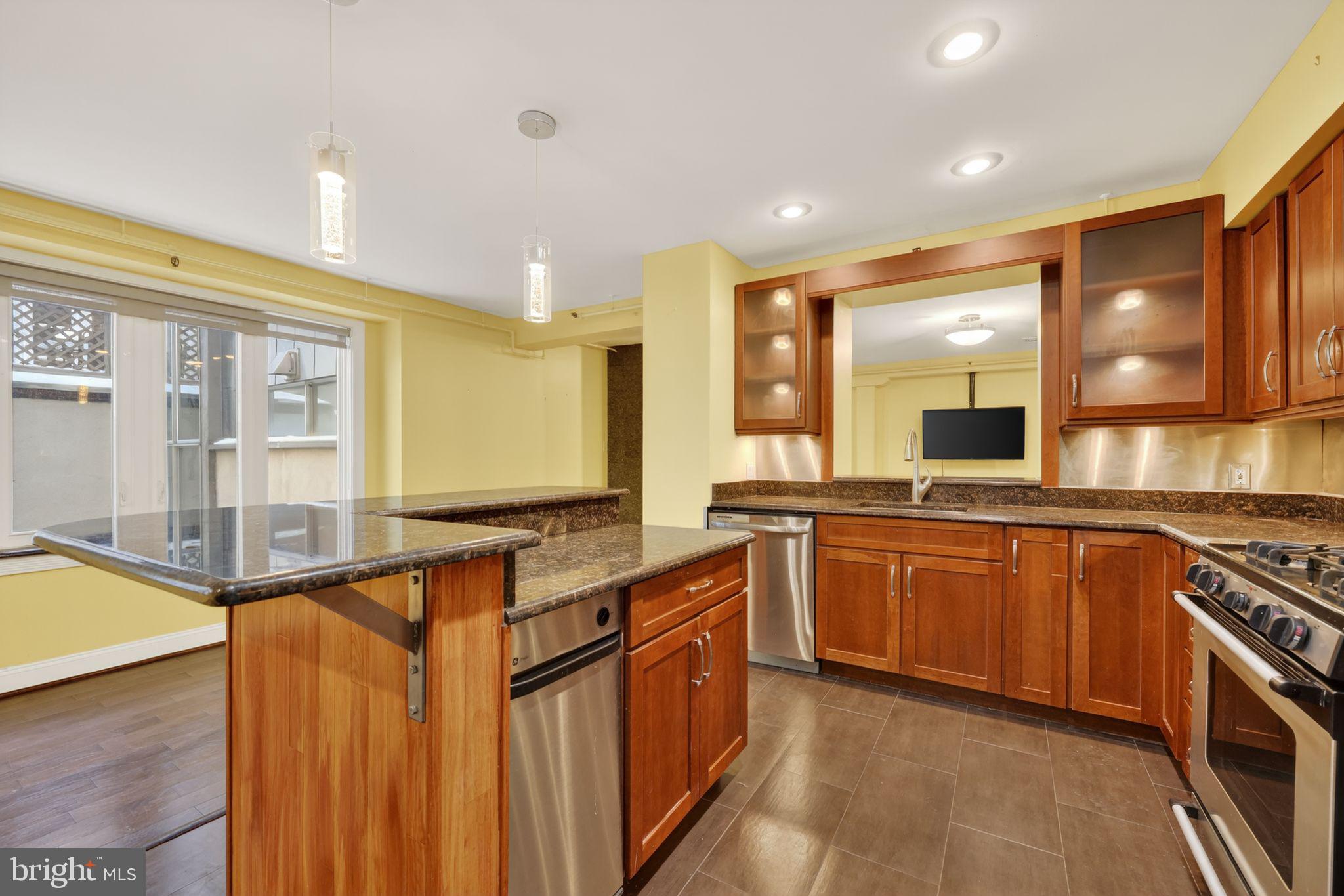 OLD CITY - Residential