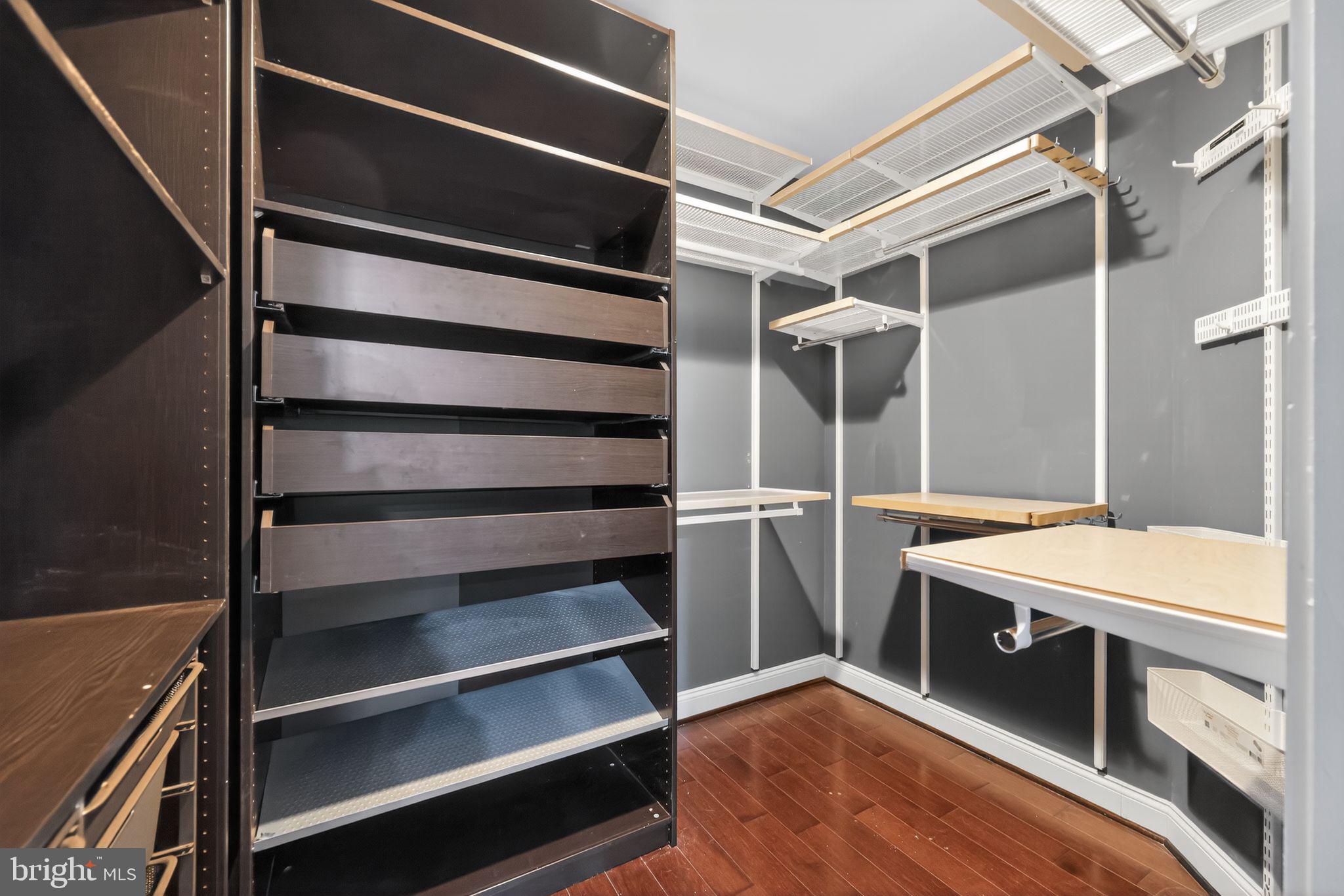 OLD CITY - Residential