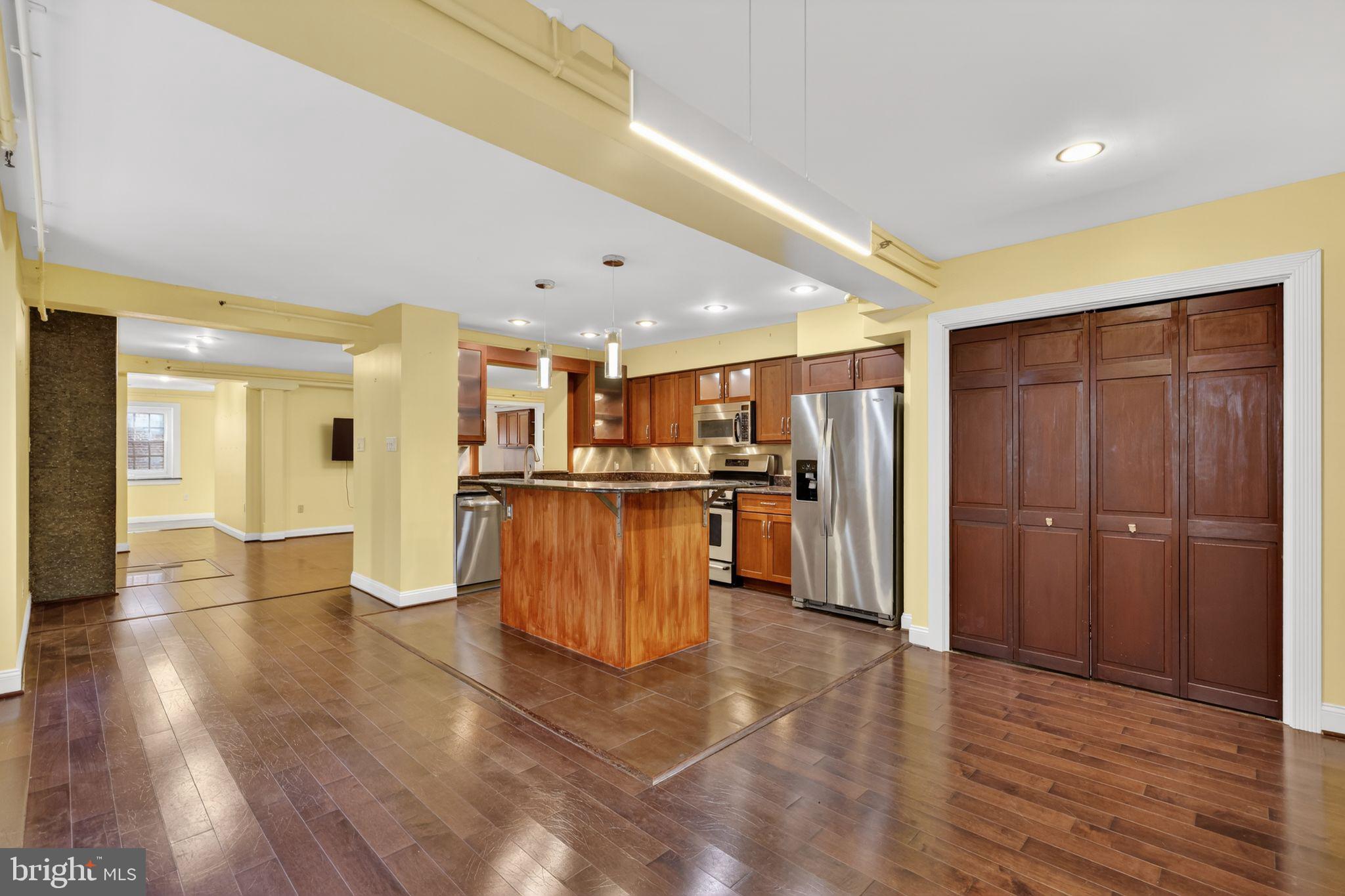 OLD CITY - Residential