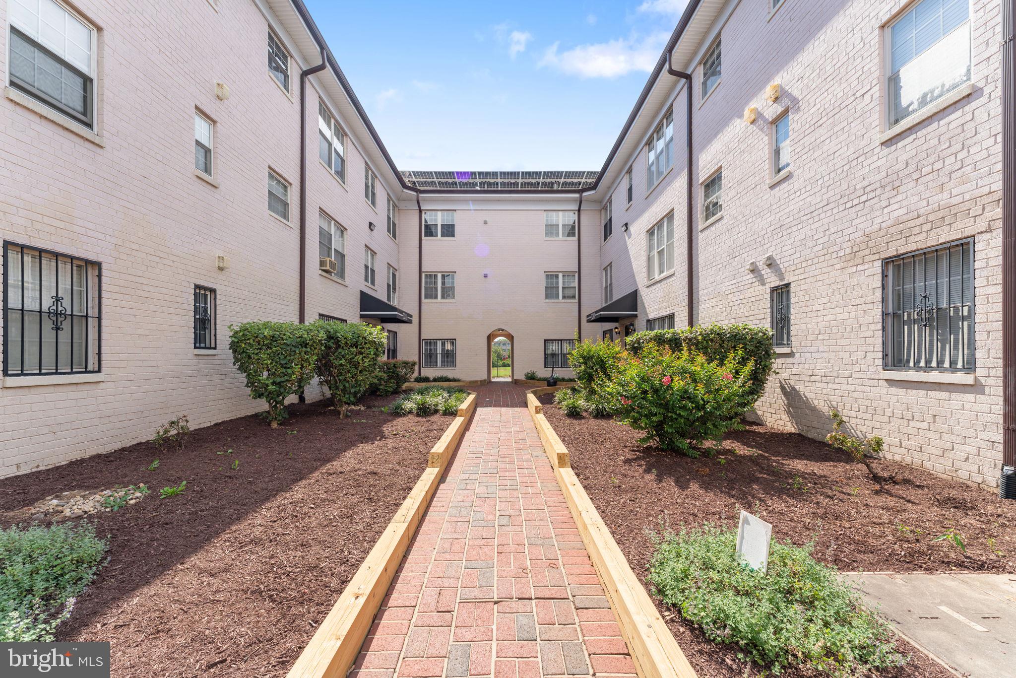 3201 8TH STREET SE 10