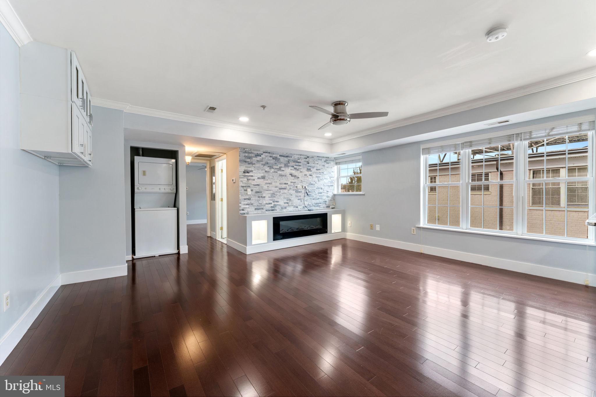 3201 8TH STREET SE 10