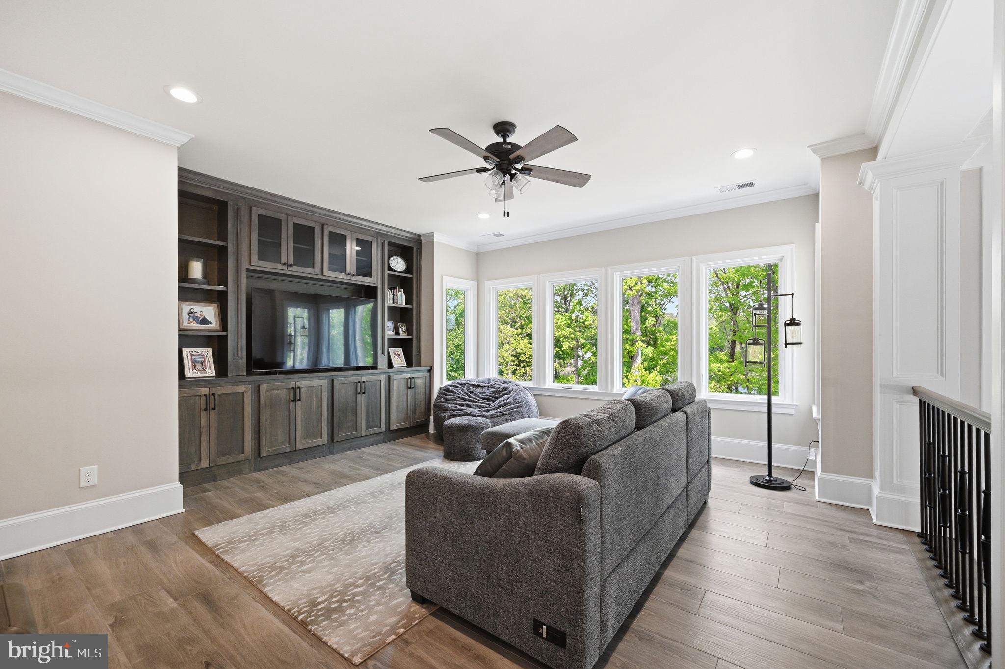 FAWN LAKE - Residential
