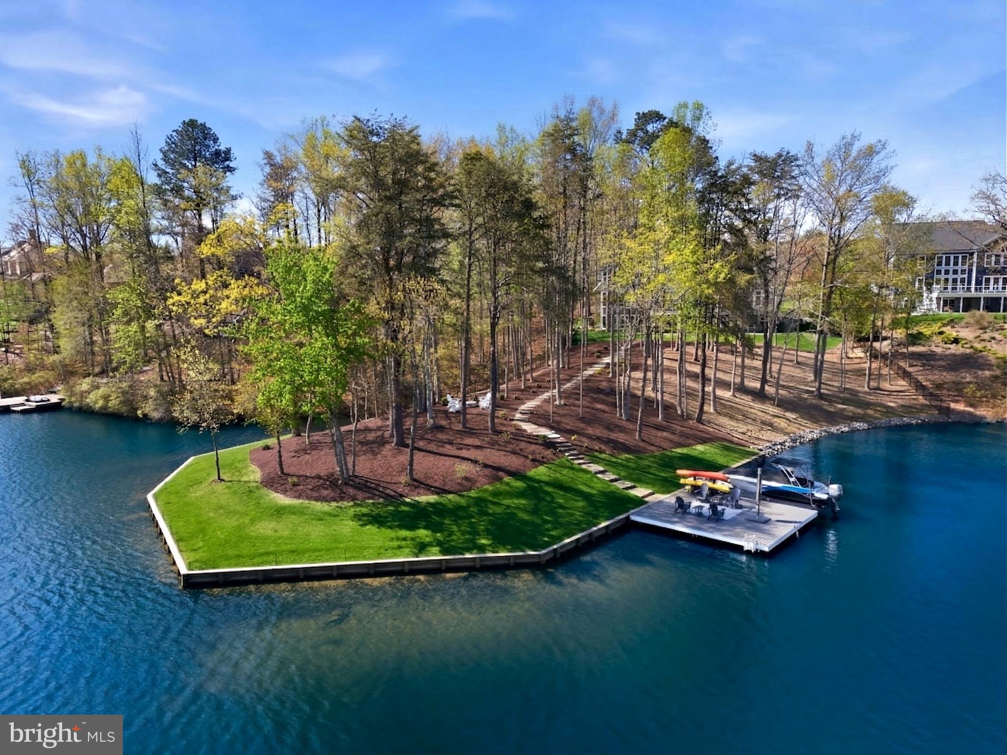 FAWN LAKE - Residential