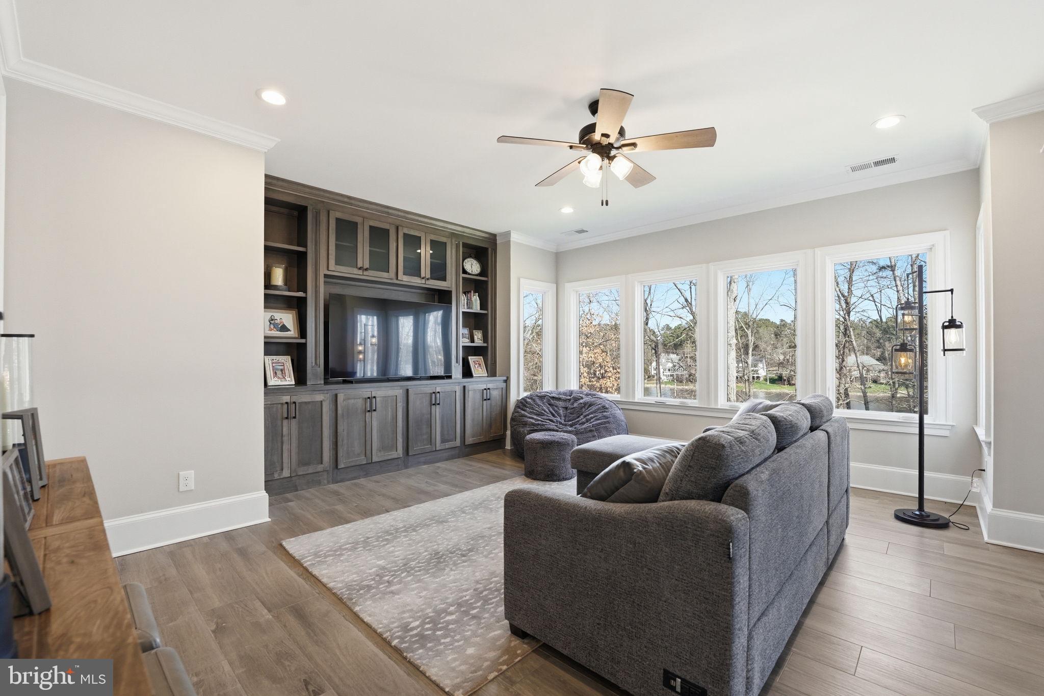 FAWN LAKE - Residential