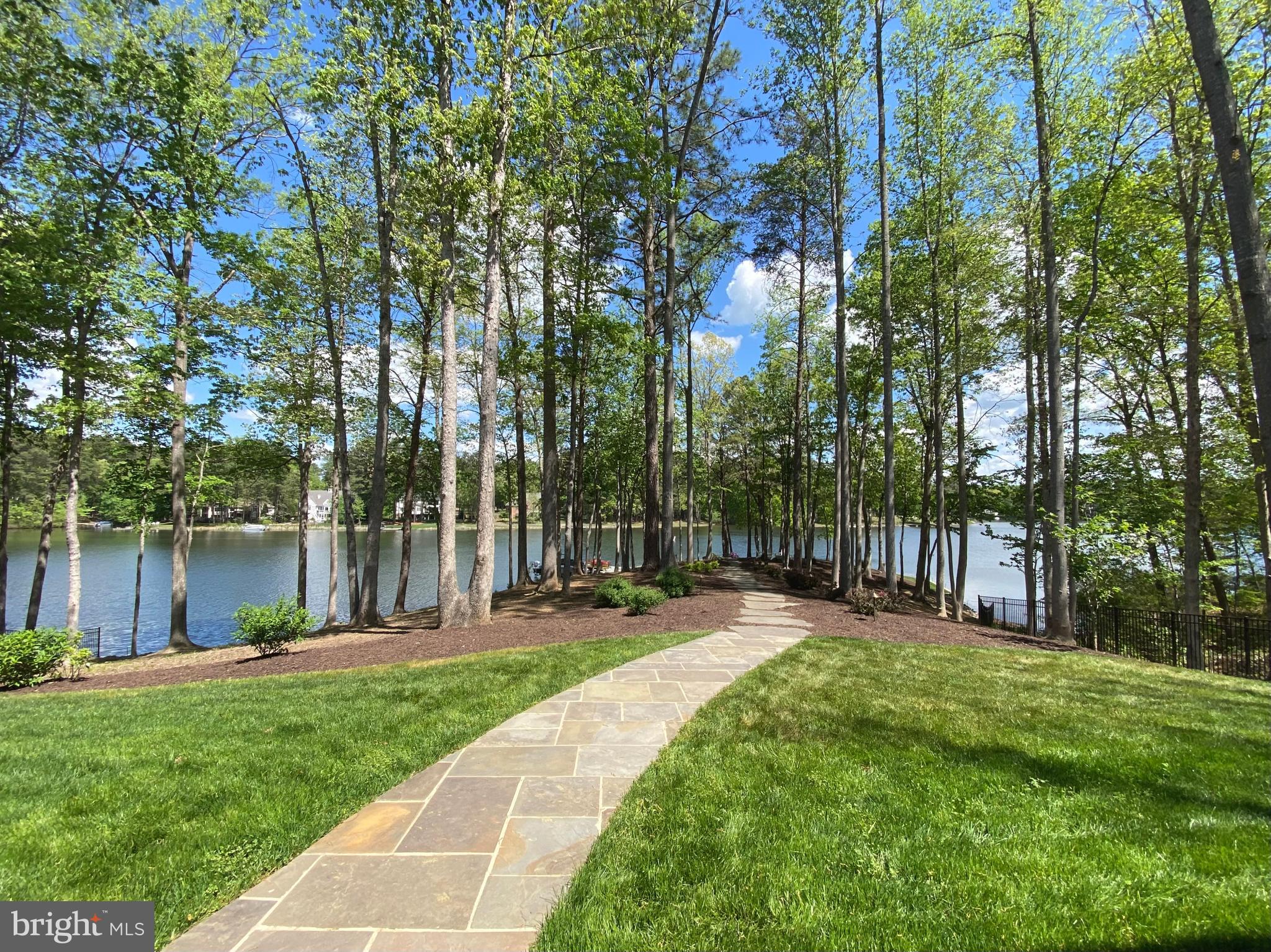 FAWN LAKE - Residential