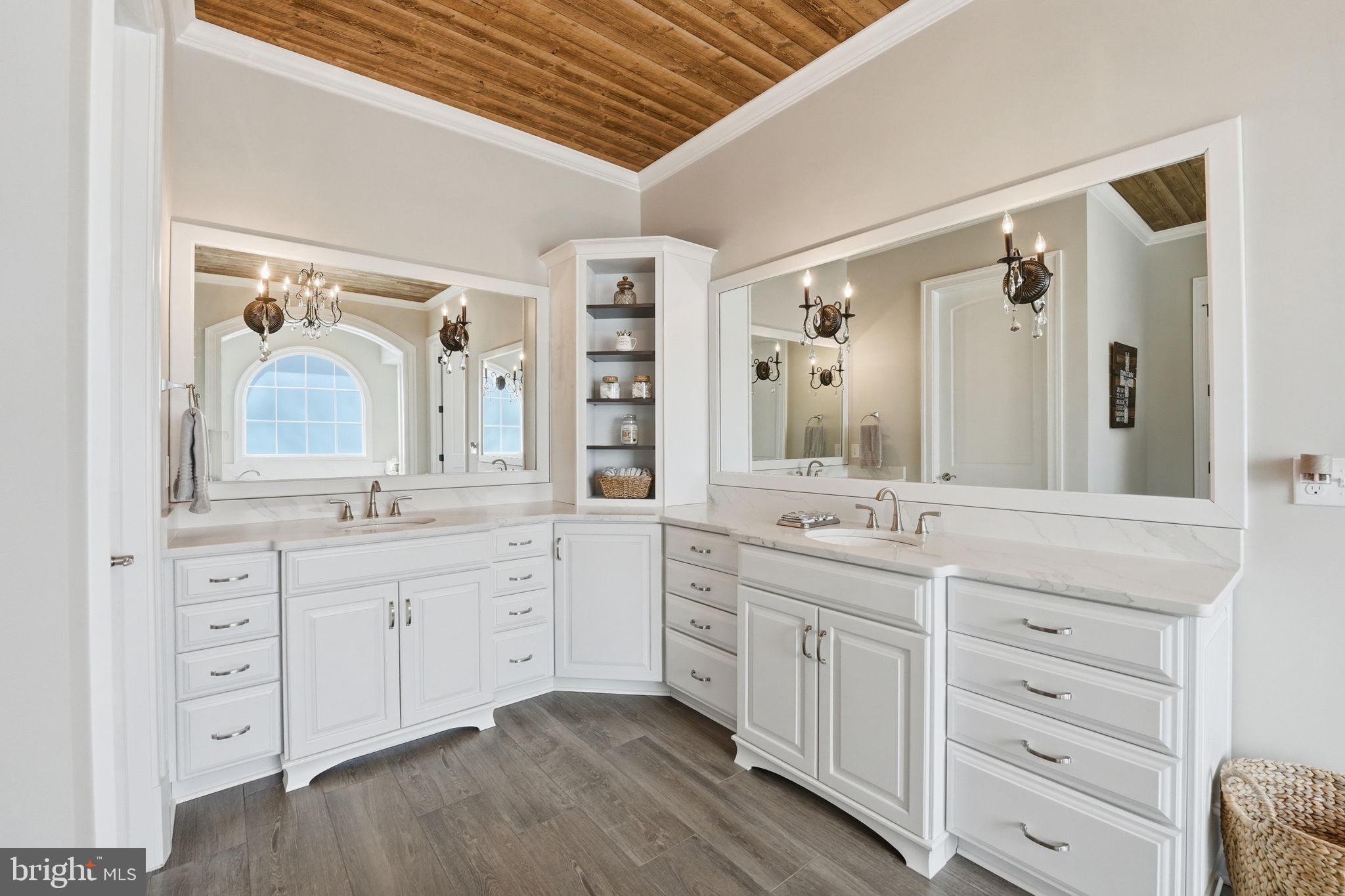 FAWN LAKE - Residential