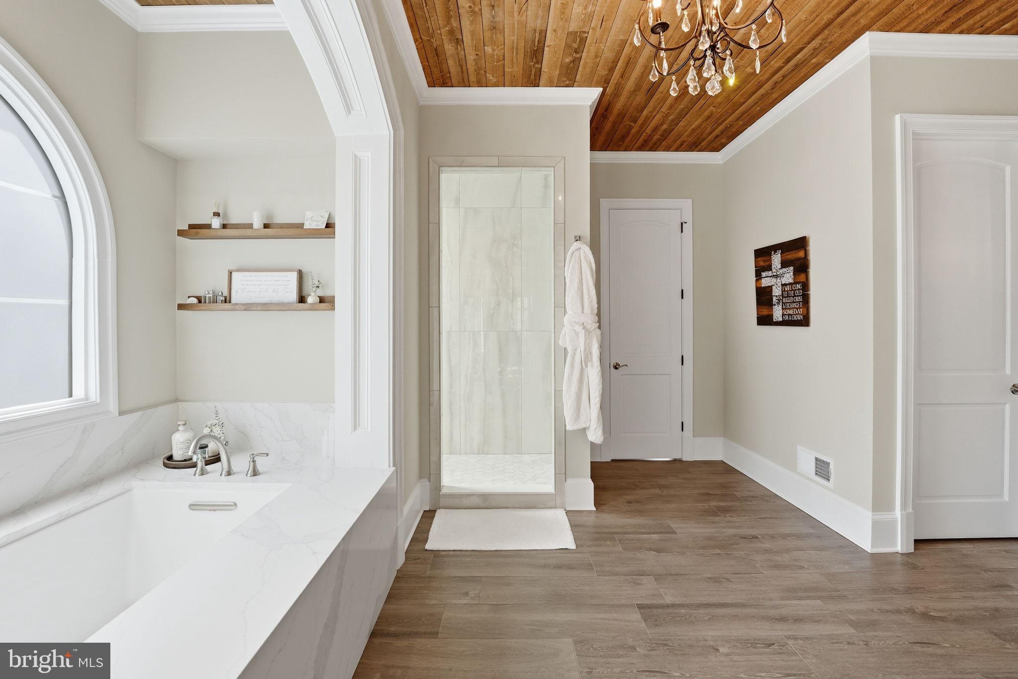 FAWN LAKE - Residential