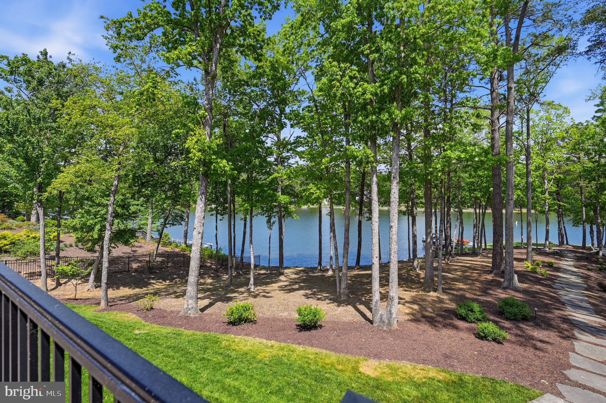 FAWN LAKE - Residential