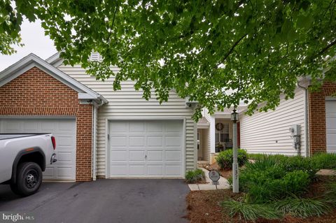 137 MALLARD DRIVE LANCASTER PA 17601