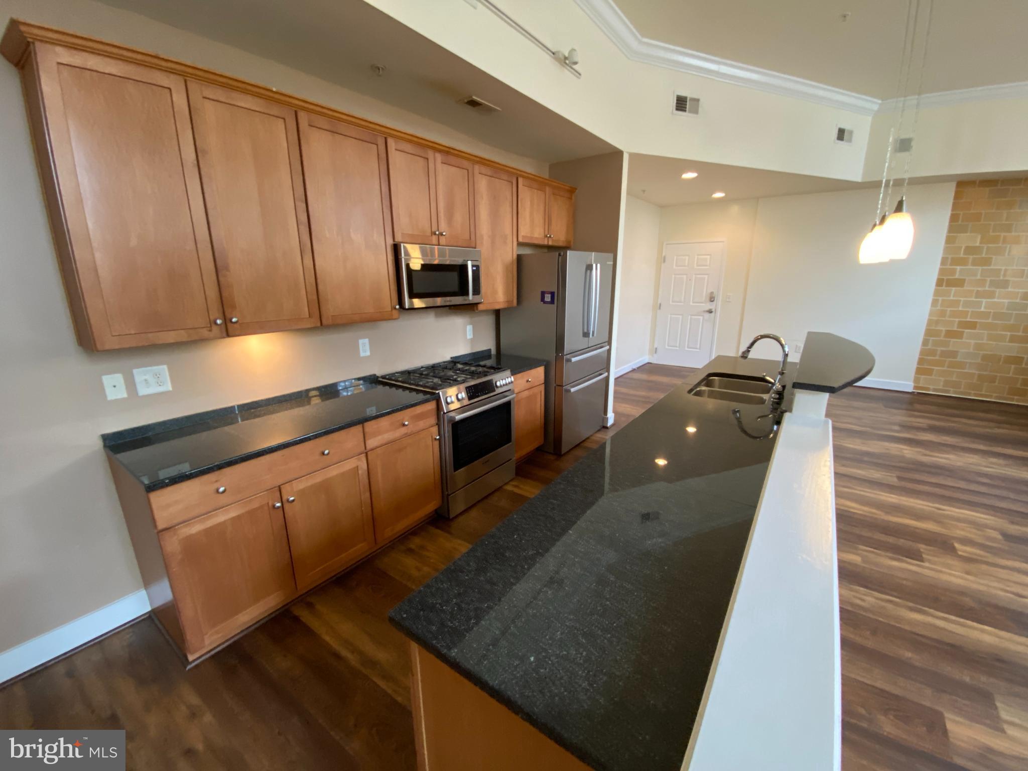 MAURY COMMONS - Residential Lease