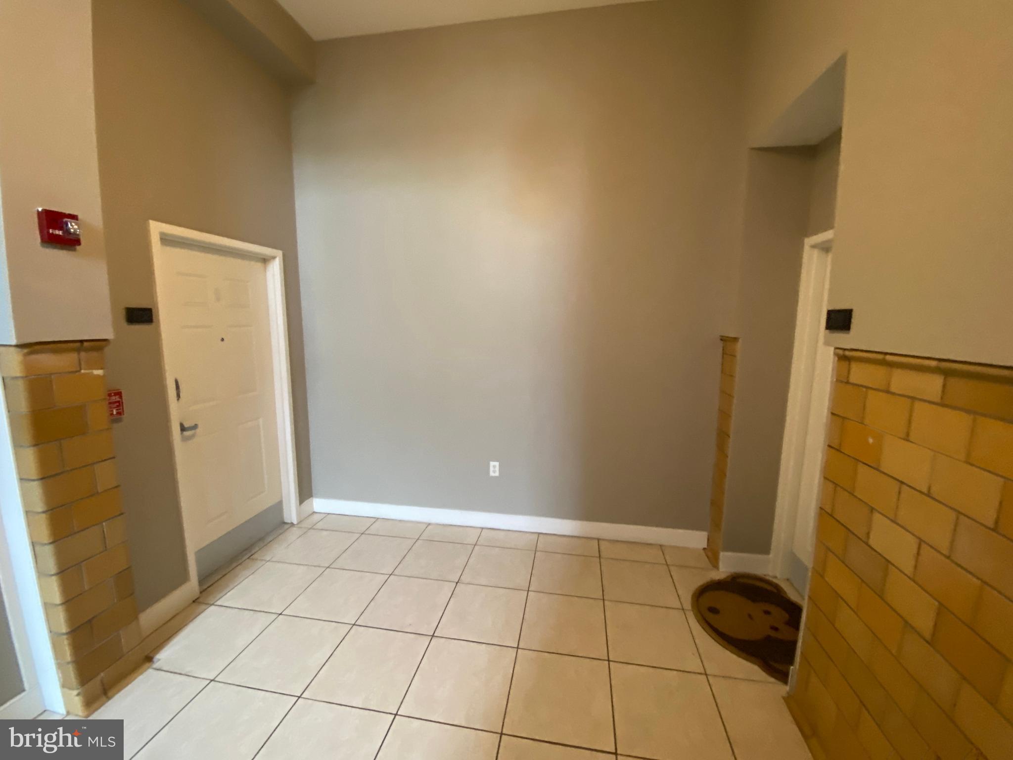 MAURY COMMONS - Residential Lease