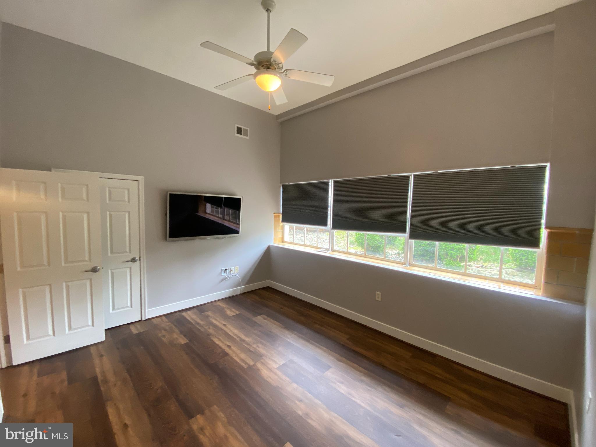 MAURY COMMONS - Residential Lease