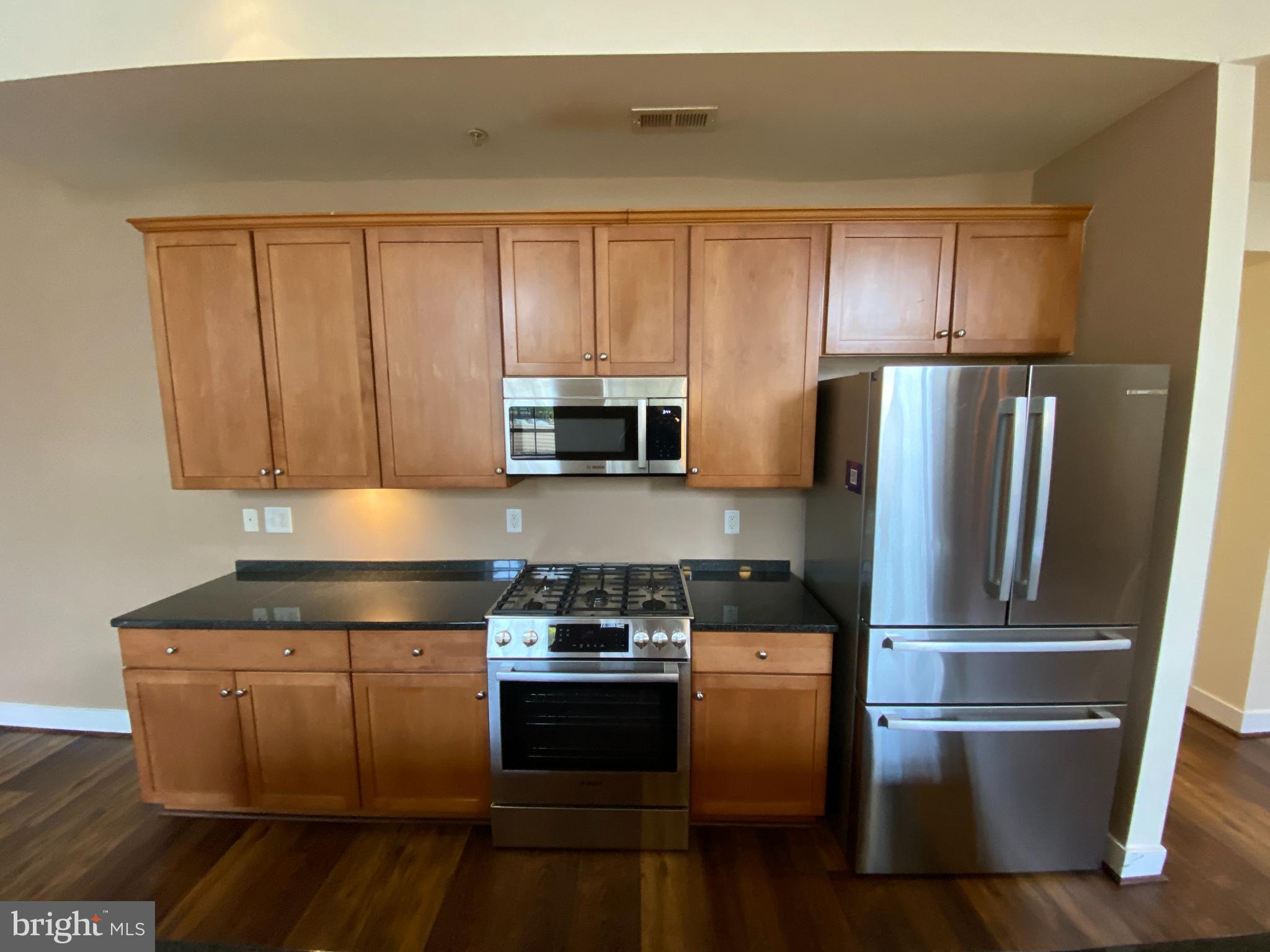 MAURY COMMONS - Residential Lease