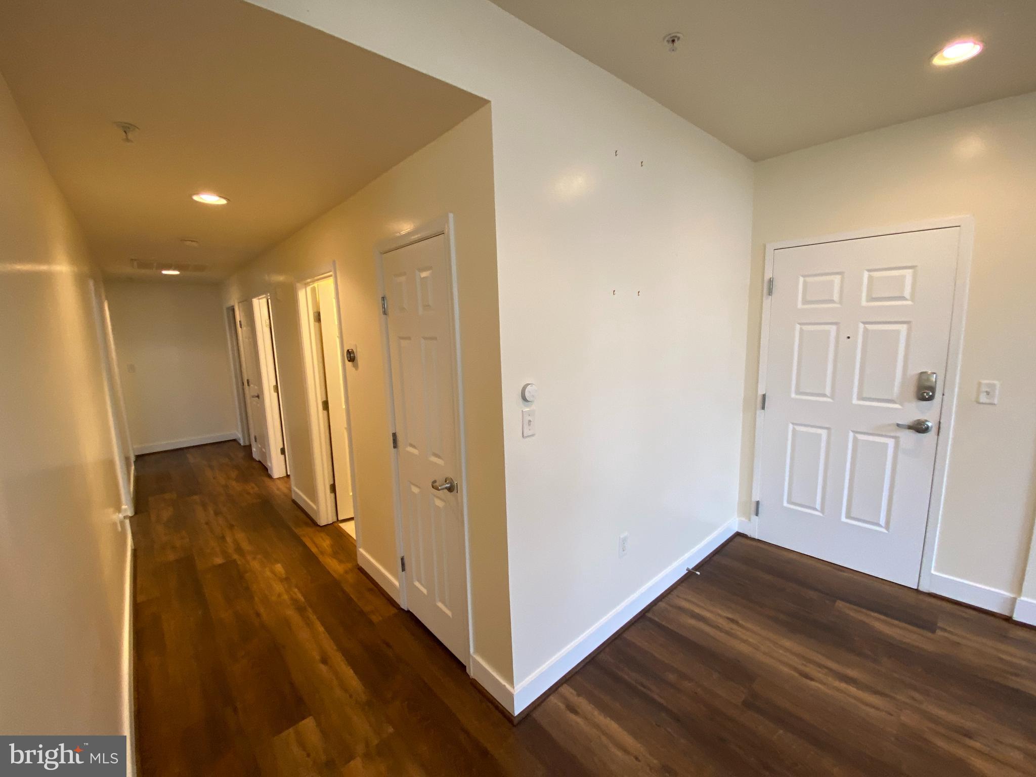 MAURY COMMONS - Residential Lease