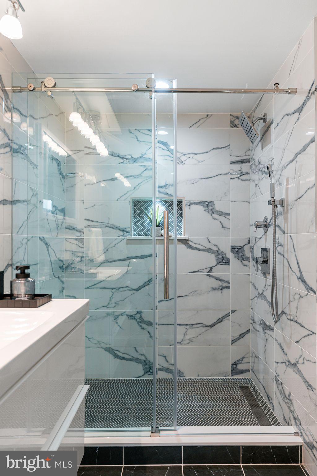 NORTHERN LIBERTIES - Residential Lease