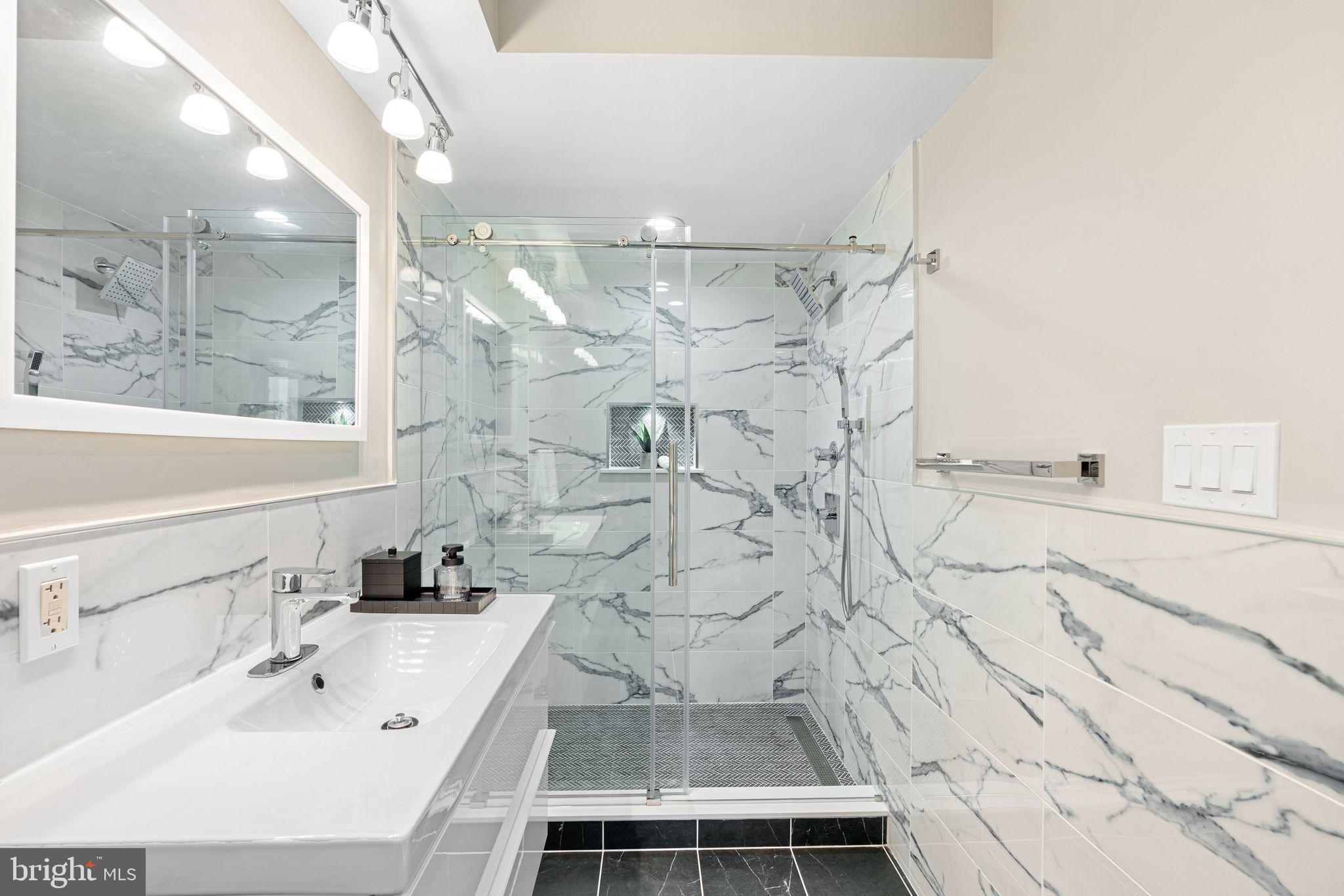 NORTHERN LIBERTIES - Residential Lease