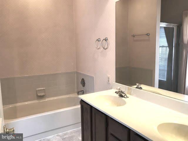 WATERFORD - Residential