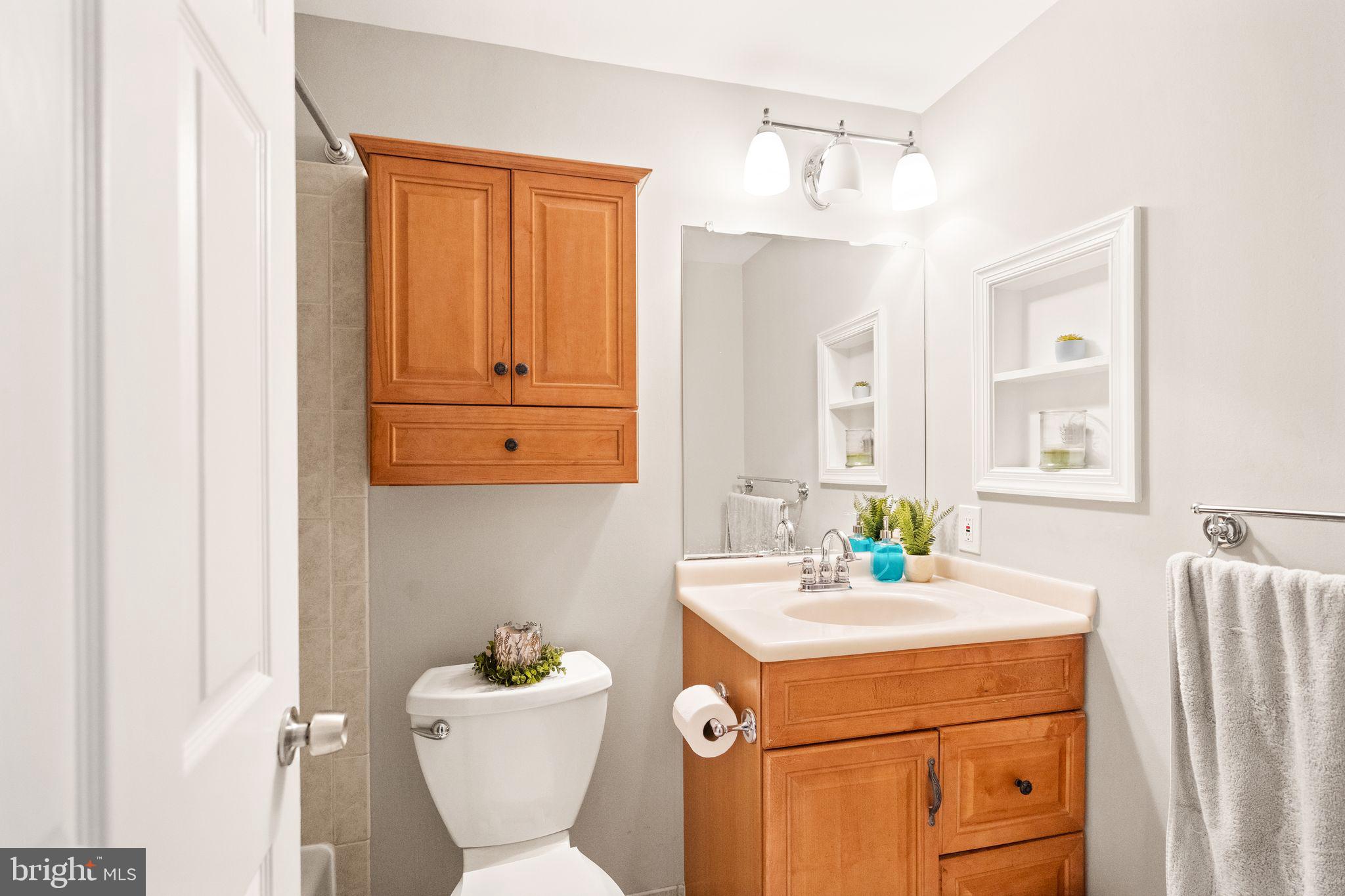 BARTON HILL - Residential