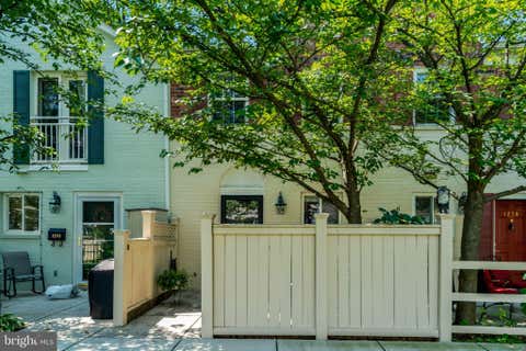 Photo of 1281 N Van Dorn Street, ALEXANDRIA, VA 22304 (MLS # VAAX2065124)