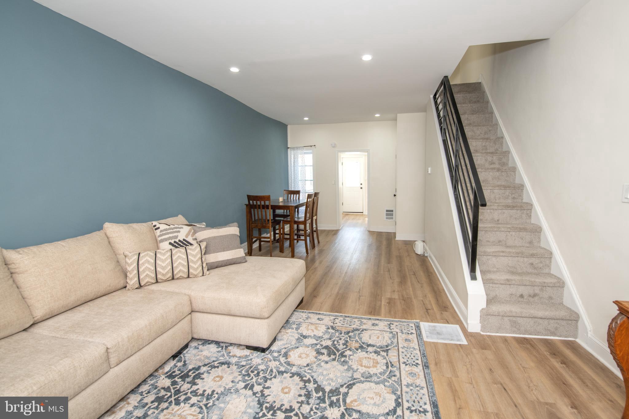 PORT RICHMOND - Residential